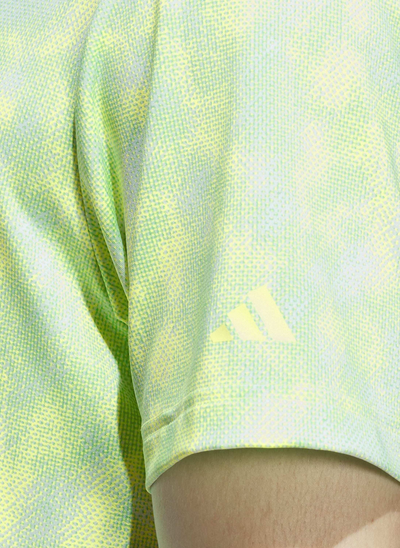 adidas ULTIMATE365 TEXTURED POLOSHIRT MIT PRINT: WEISS/ NEONGRÜN