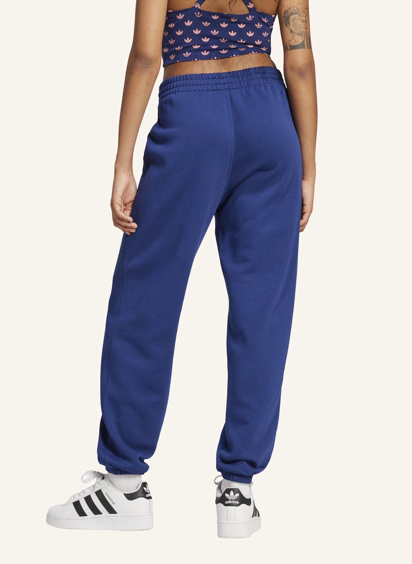 adidas Originals ESSENTIALS LOOSE JOGGINGHOSE: BLAU