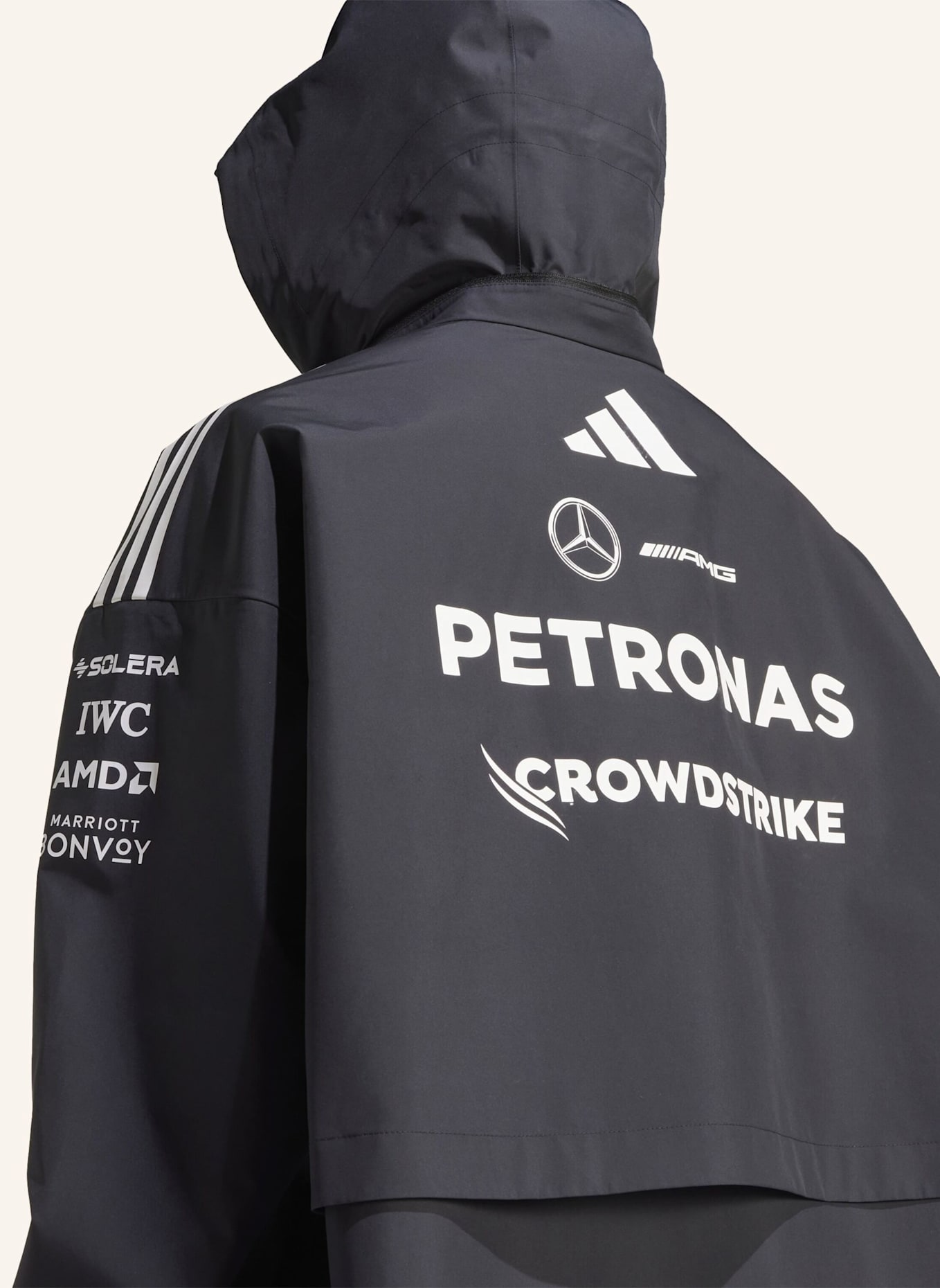 adidas MERCEDES - AMG PETRONAS FORMULA ONE TEAM MYSHELTER JACKE: SCHWARZ/ WEISS