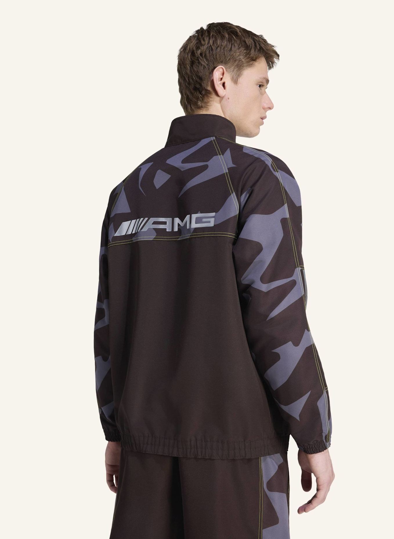 adidas AMG CAMO WOVEN TRAININGSJACKE: BRAUN/ GRAU