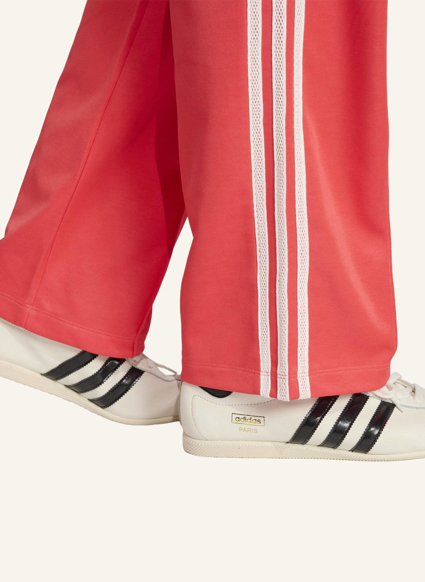 adidas Originals FIREBIRD-TRAININGSHOSE MIT GESTRICKTEN HÄKELDETAILS: ROT