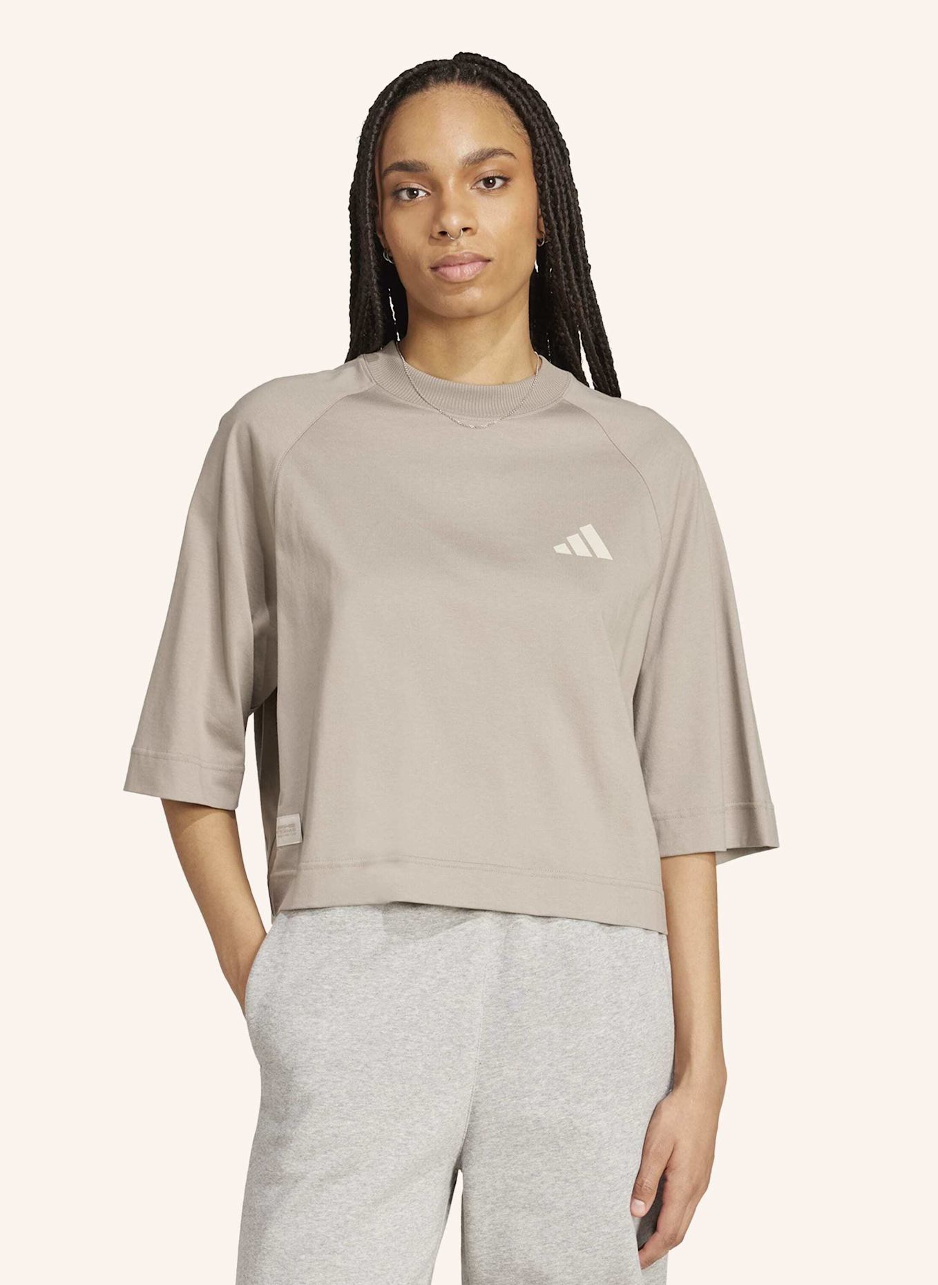 adidas MERCEDES - AMG PETRONAS FORMULA ONE TEAM PREMIUM SWEAT OBERTEIL: BEIGE