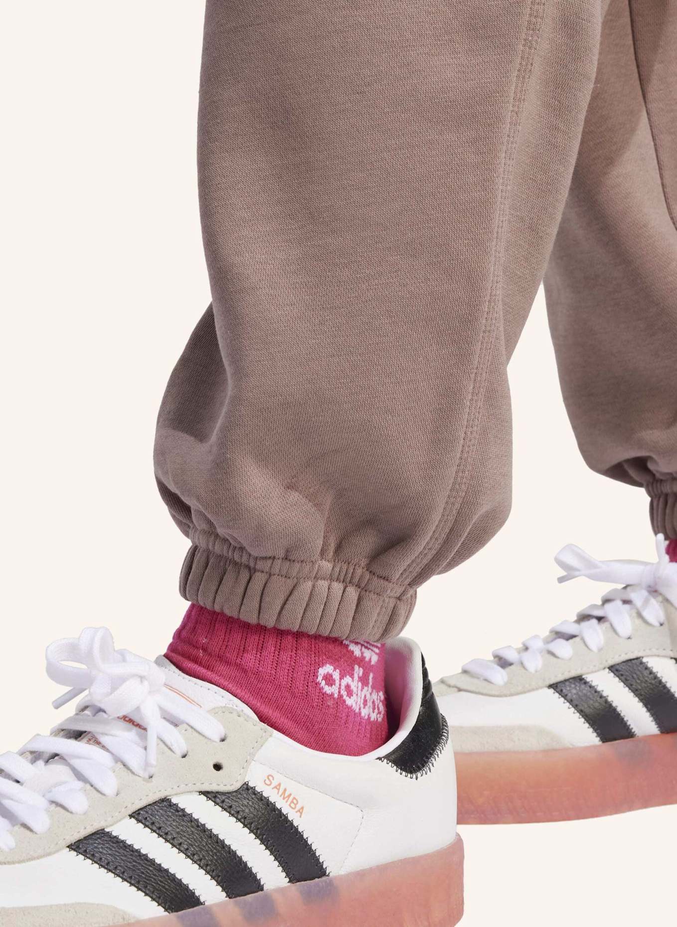 adidas Originals ESSENTIALS LOOSE JOGGINGHOSE: BRAUN
