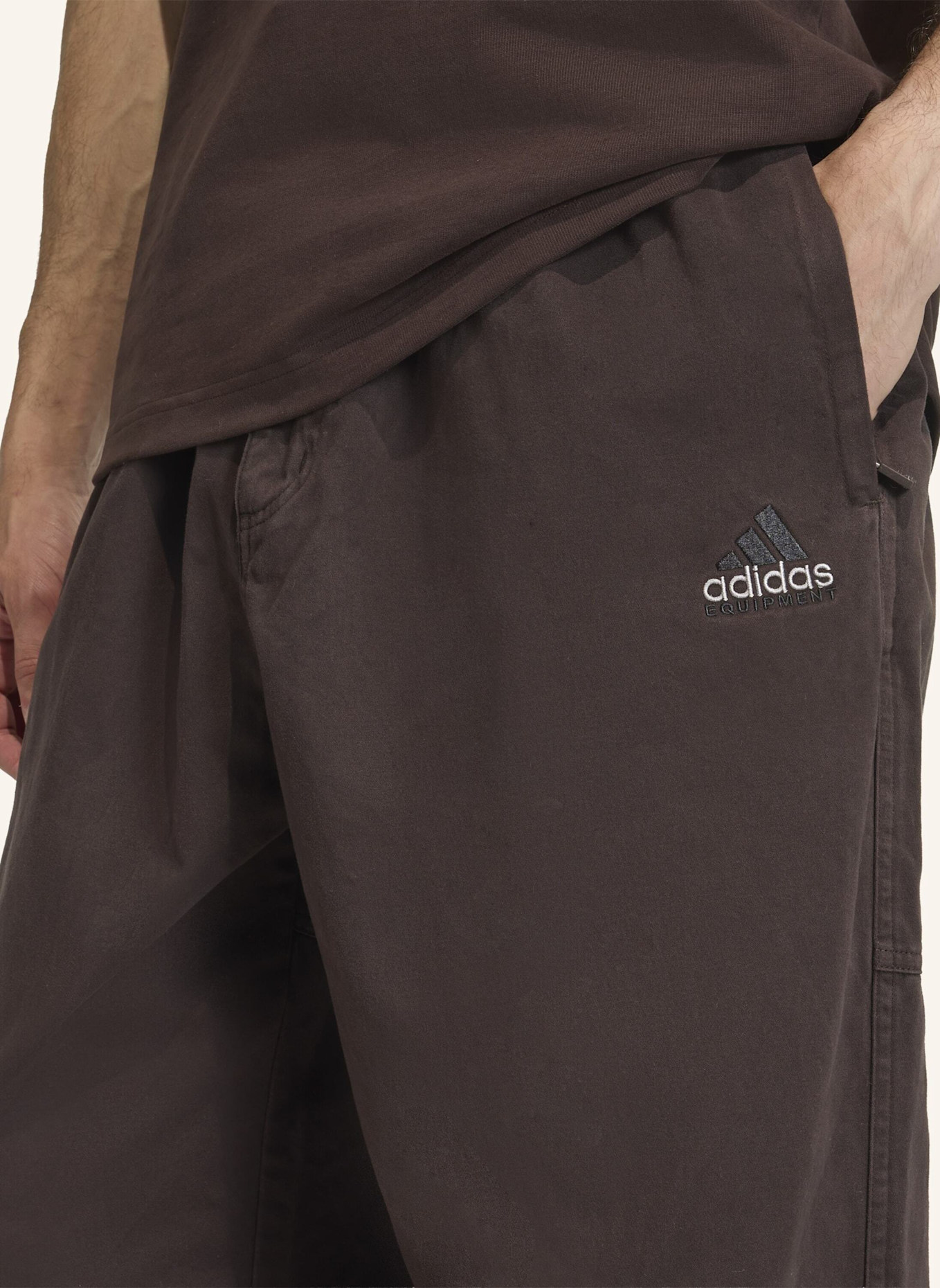 adidas Originals ADIDAS EQUIPMENT DRILL HOSE: BRAUN