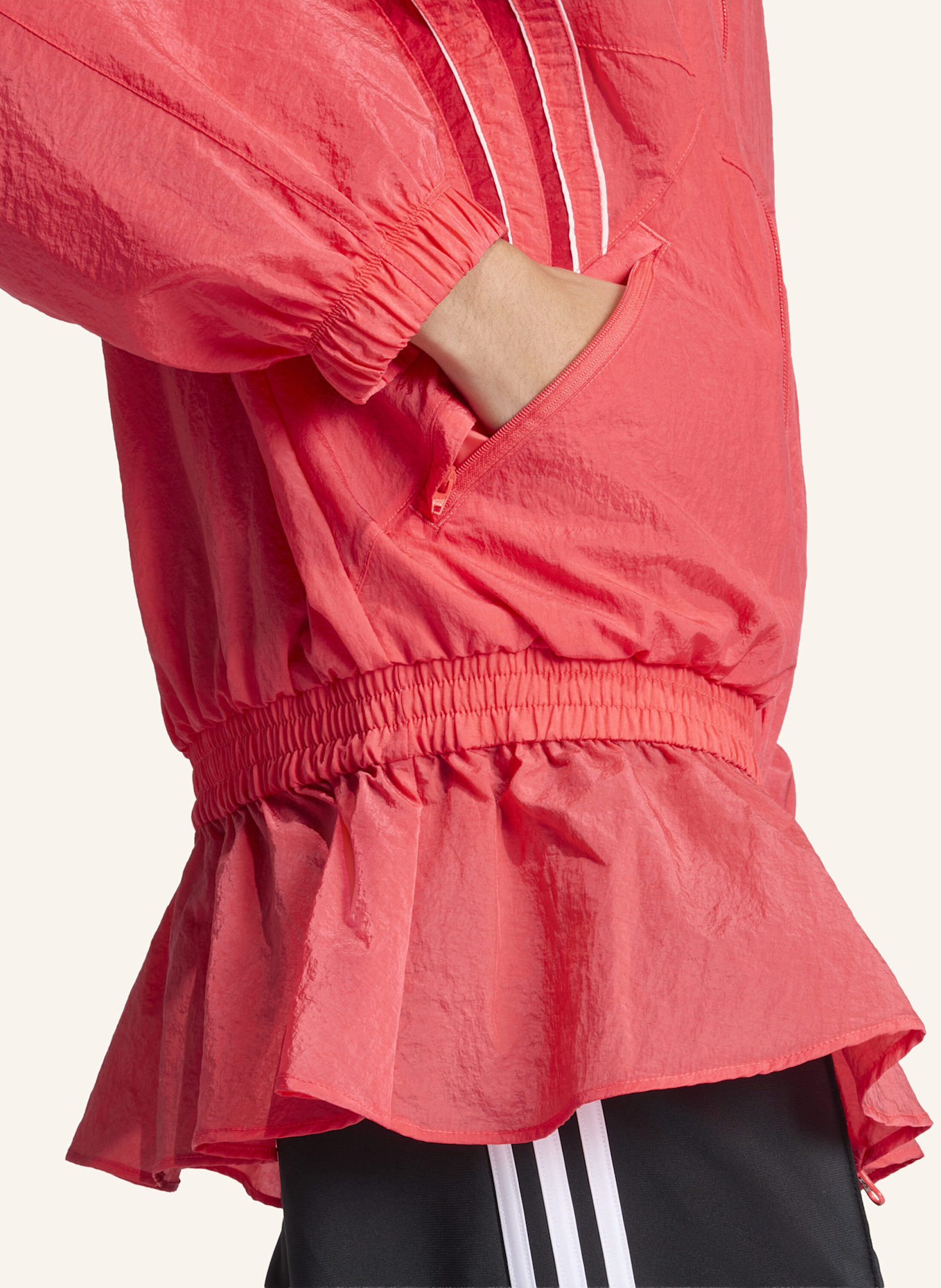 adidas Originals SANTIAGO WOVEN TRACK TOP: ROT