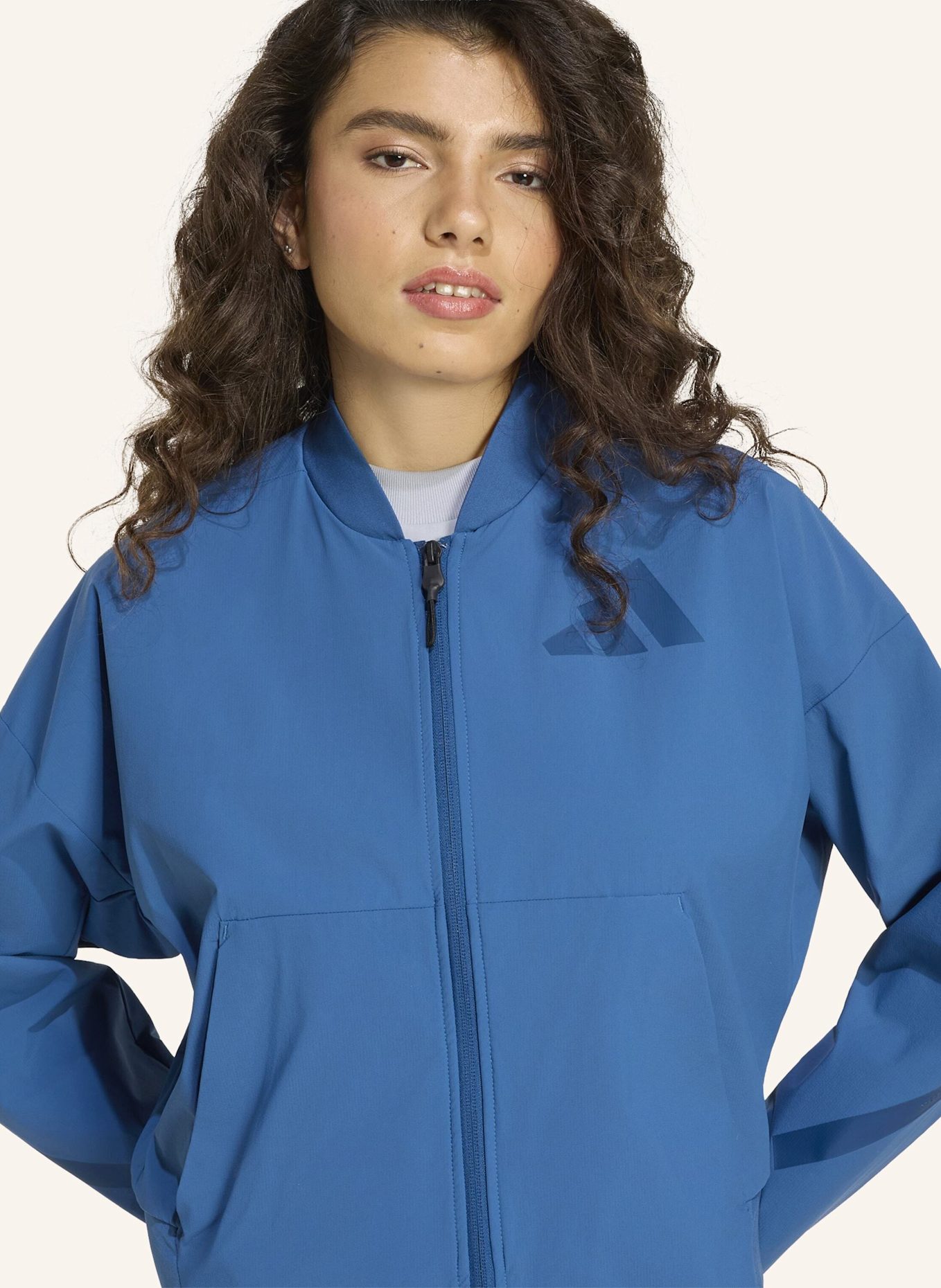 adidas ADIDAS Z.N.E. WOVEN BOMBERJACKE: BLAU