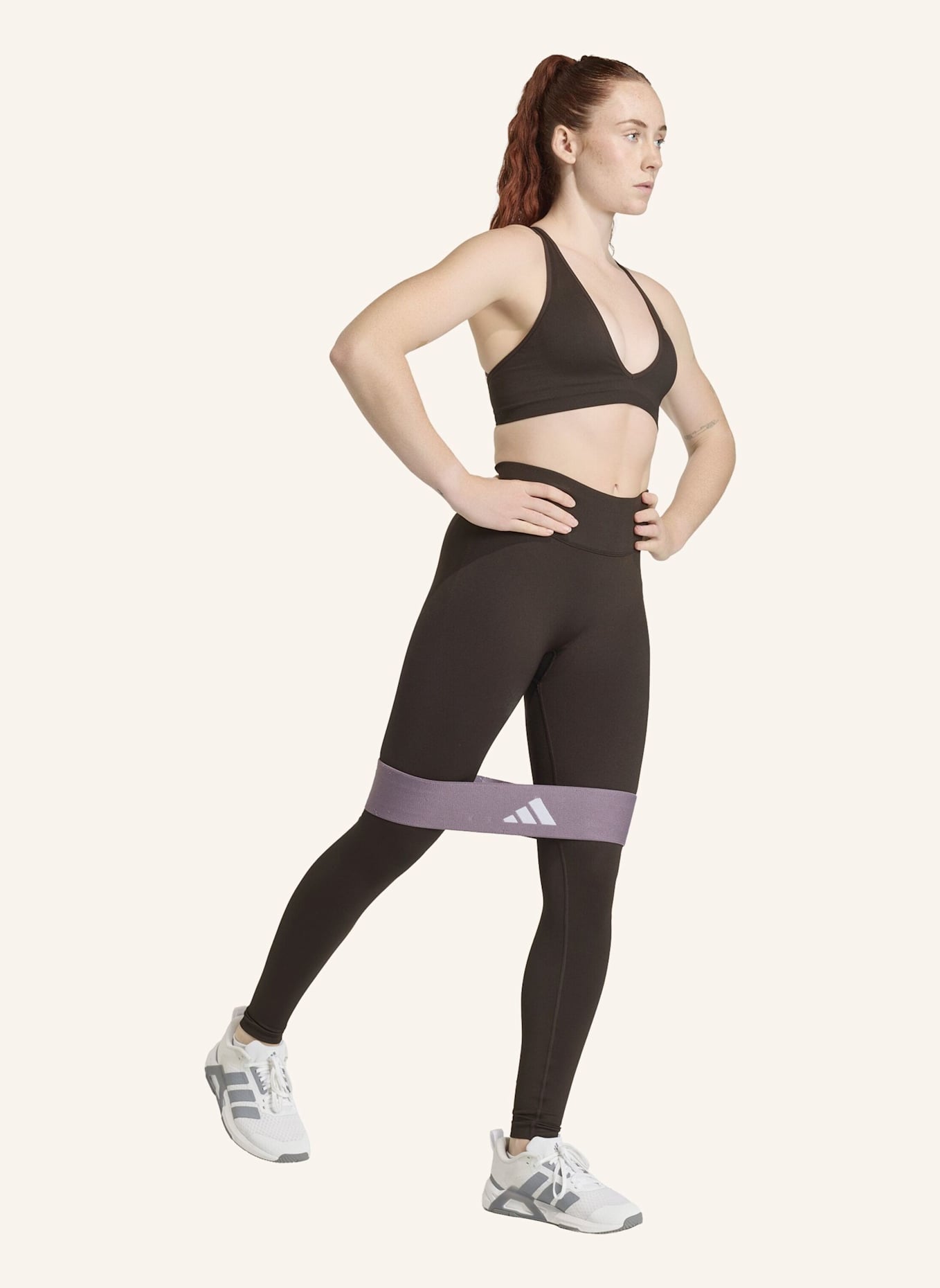 adidas WORKOUT ESSENTIALS KNIT SCRUNCH 7/8 LEGGINGS: BRAUN