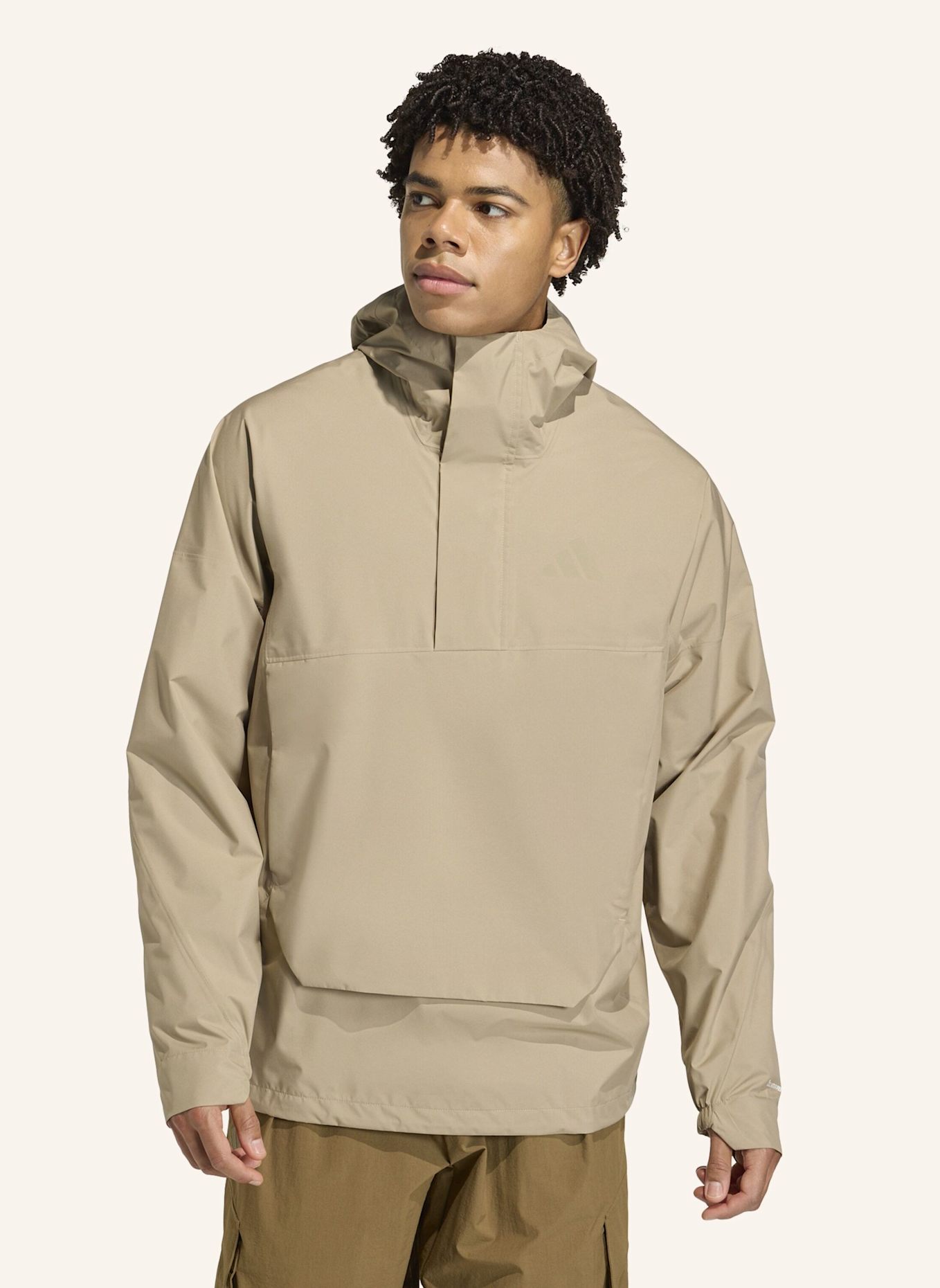 adidas TERREX TERREX XPLORIC 2.5 LAYER CLIMAPROOF ANORAK: BEIGE