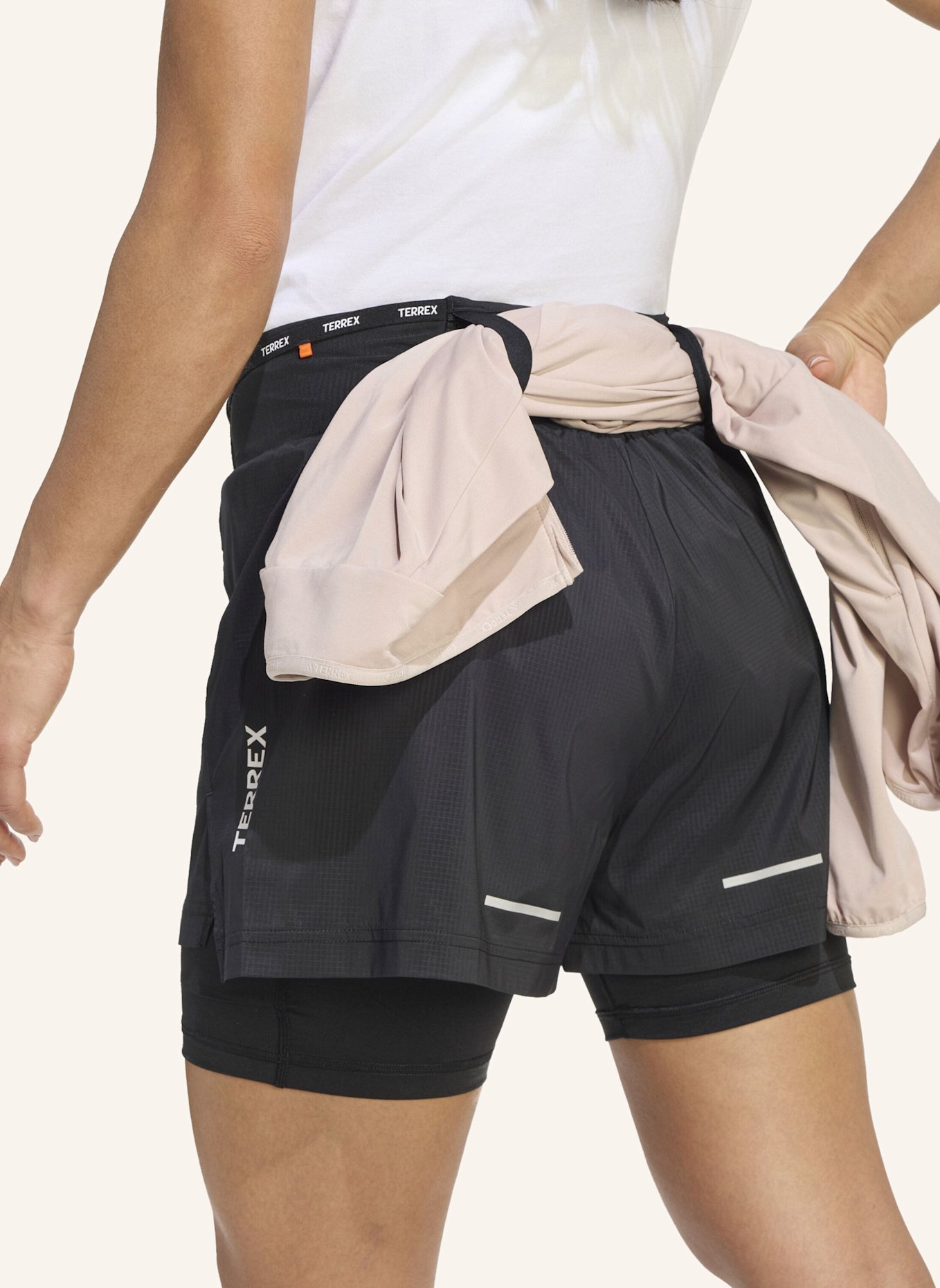 adidas TERREX TERREX XPLORIC 2-IN-1-SHORTS: SCHWARZ