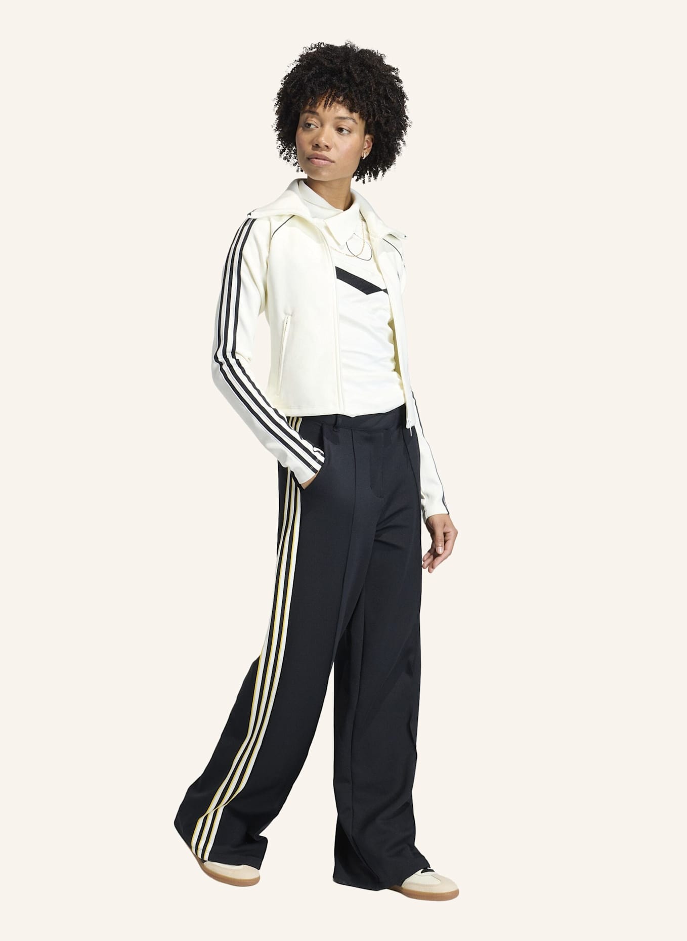 adidas Originals RECONSTRUCTED TOP: WEISS/ SCHWARZ