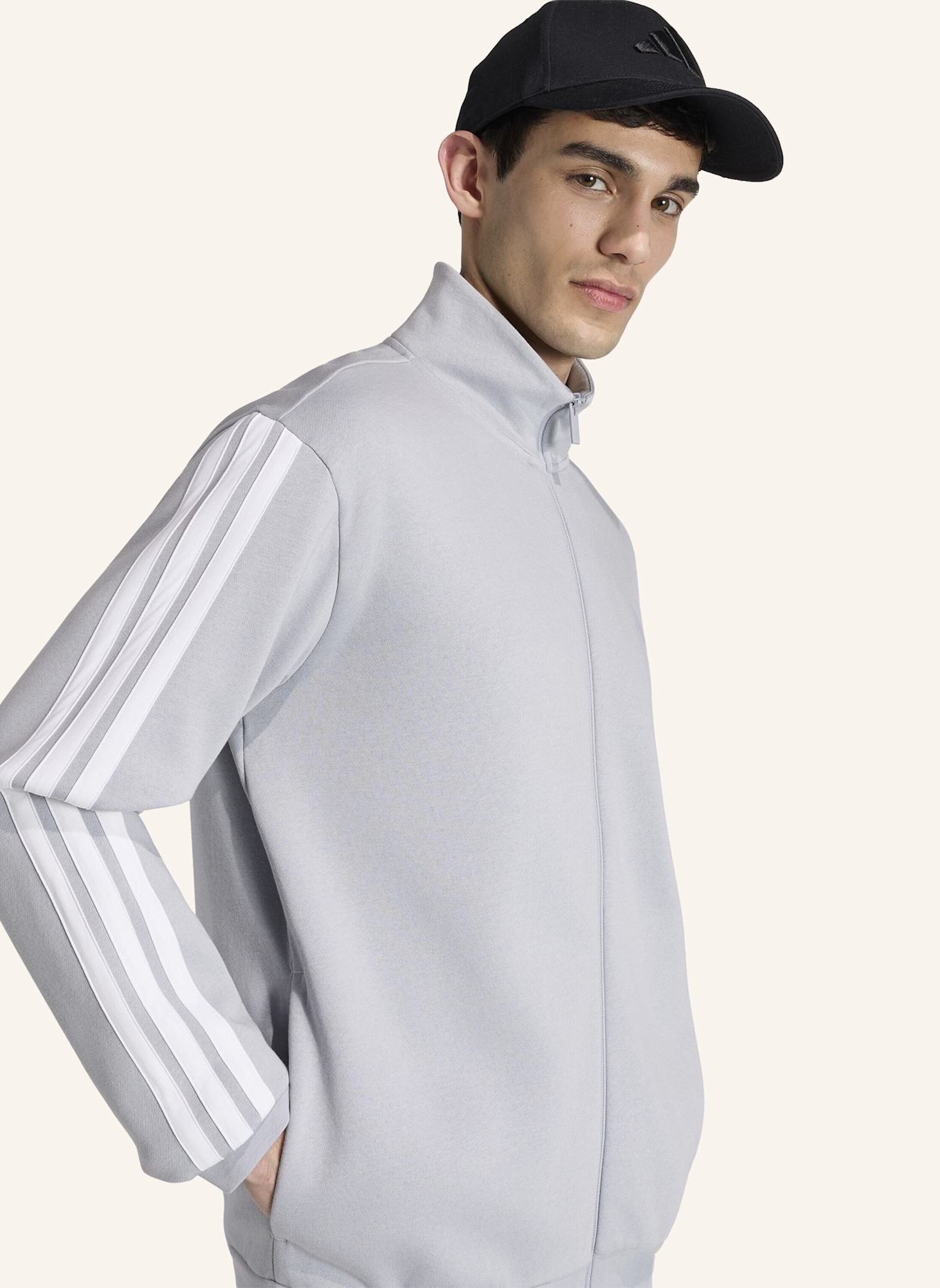 adidas 3-STREIFEN FLEECE TRAININGSANZUG: GRAU