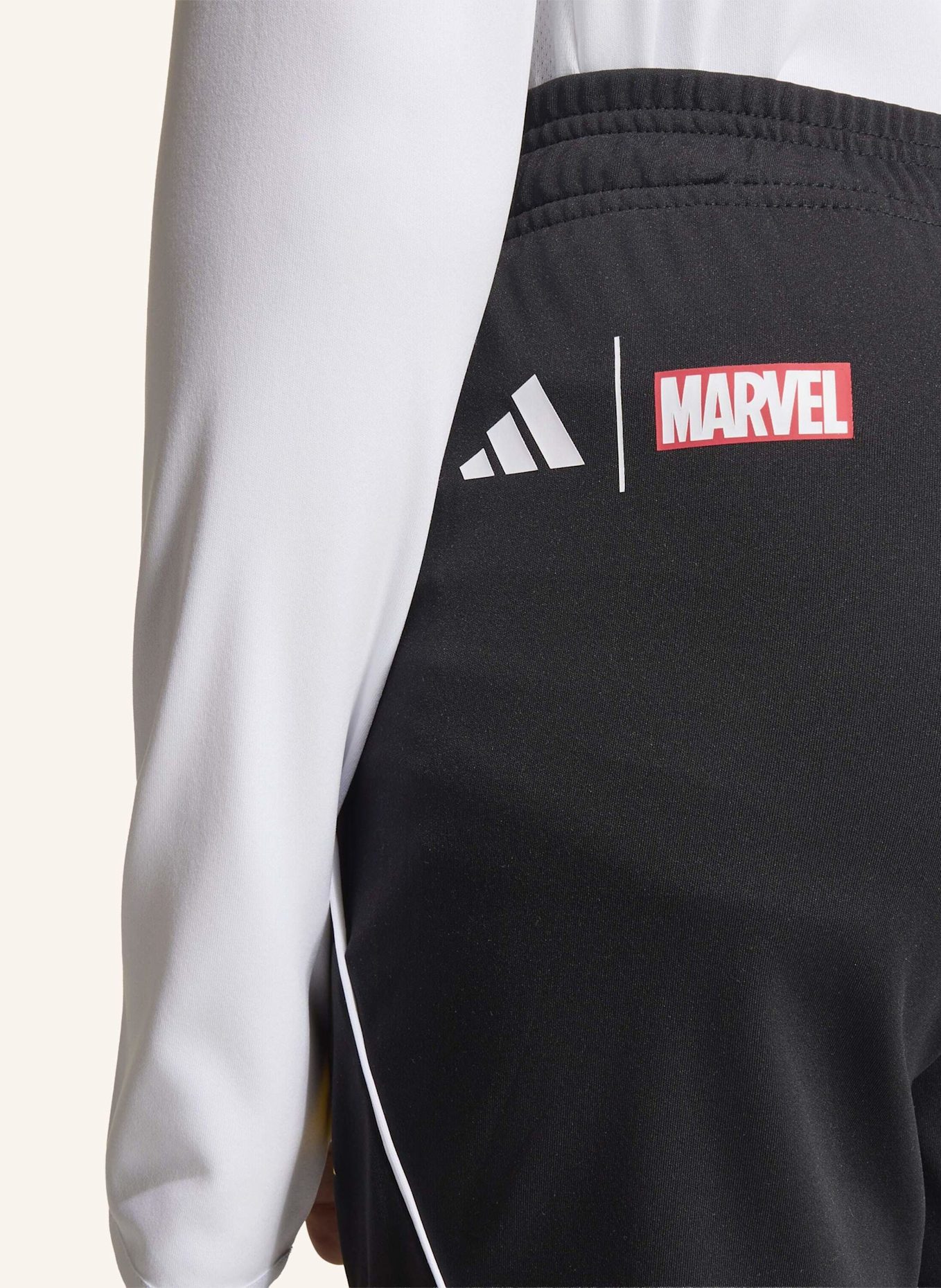 adidas ADIDAS REAL MADRID AVENGERS 25/26 TIRO25 COMPETITION KIDS TRAININGSHOSE: SCHWARZ/ WEISS/ GOLD