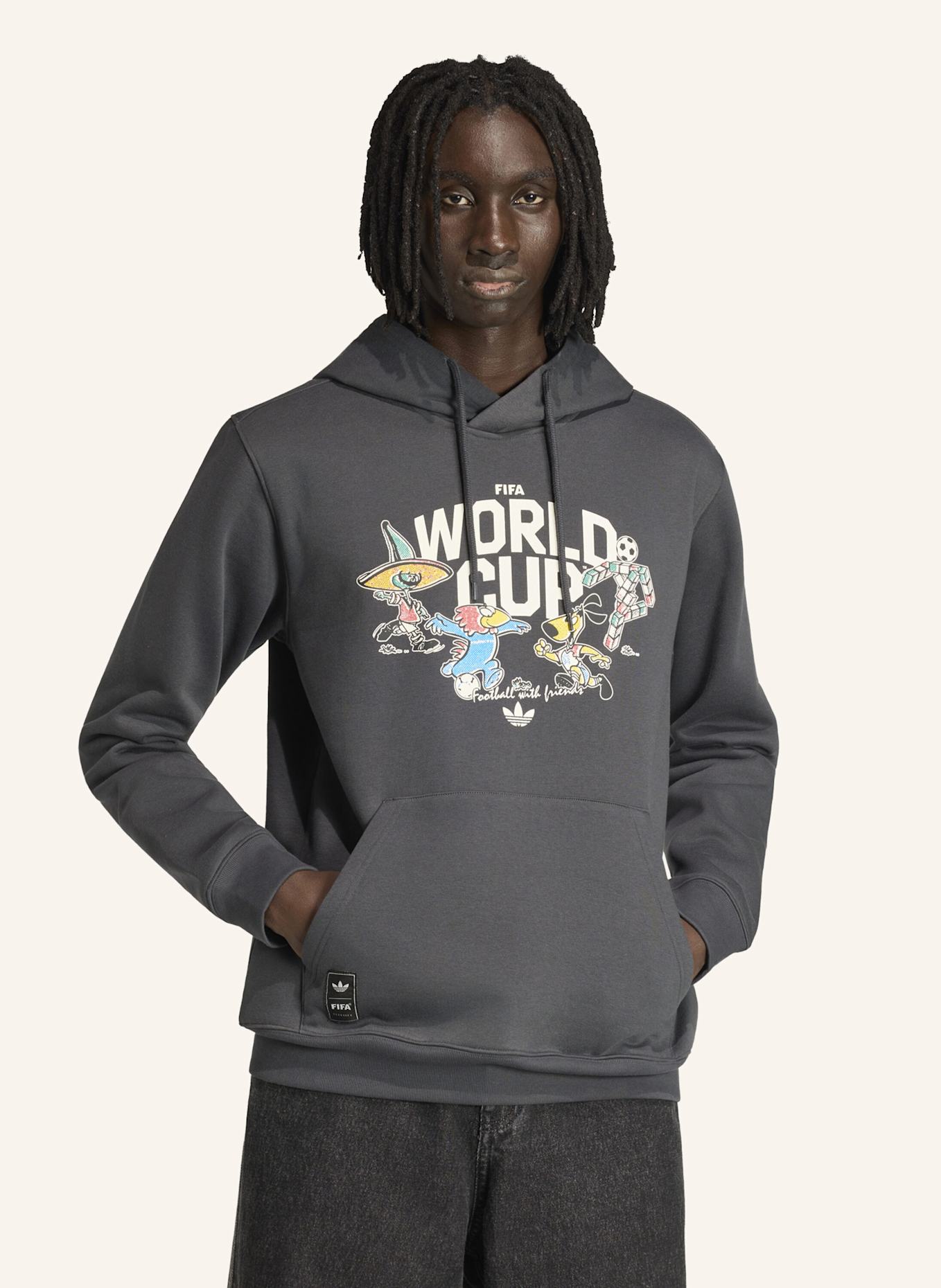 adidas FIFA WELTMEISTERSCHAFT 26™ MASKOTTCHEN SWEATSHIRT: GRAU
