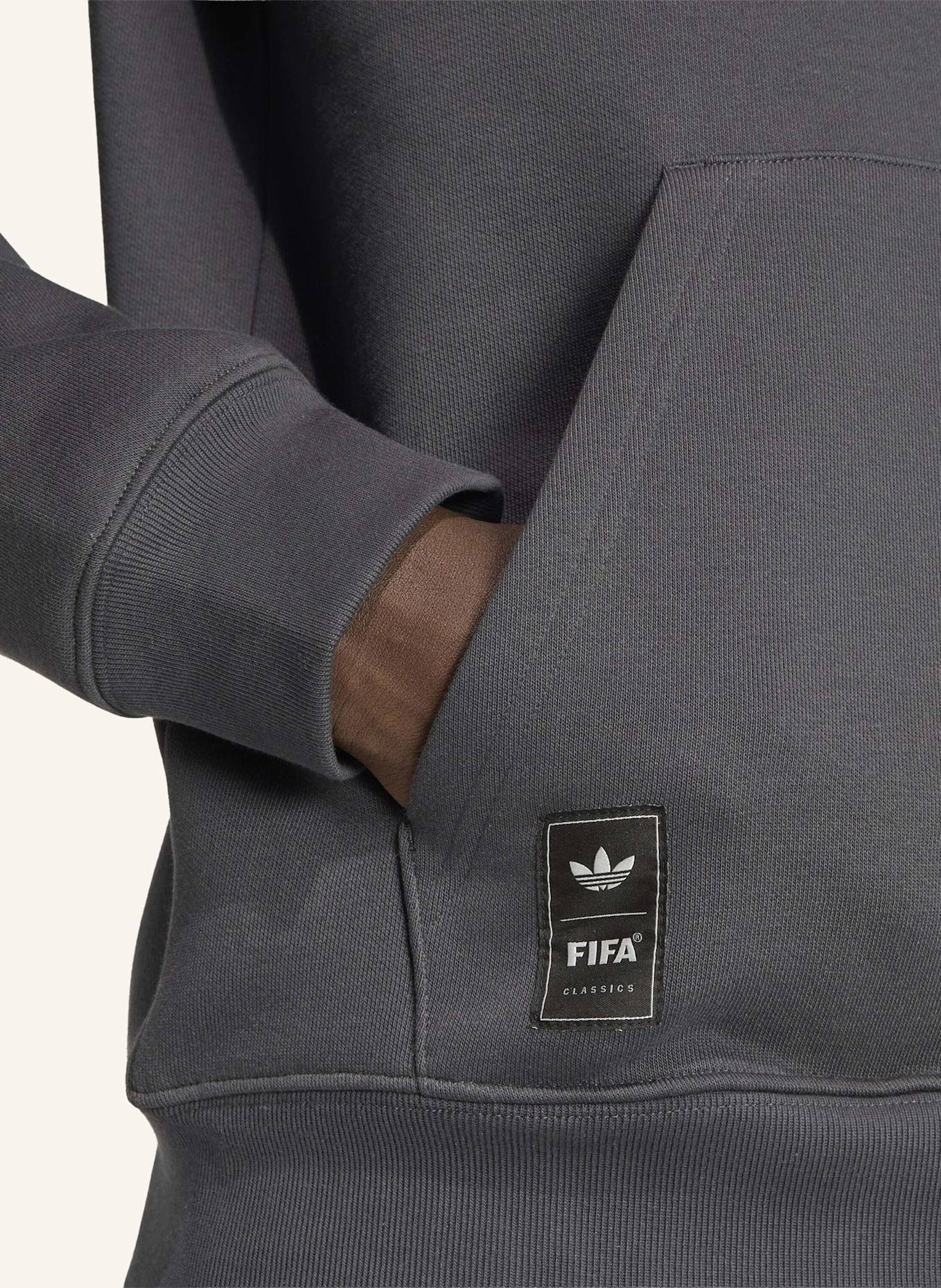 adidas FIFA WELTMEISTERSCHAFT 26™ MASKOTTCHEN SWEATSHIRT: GRAU