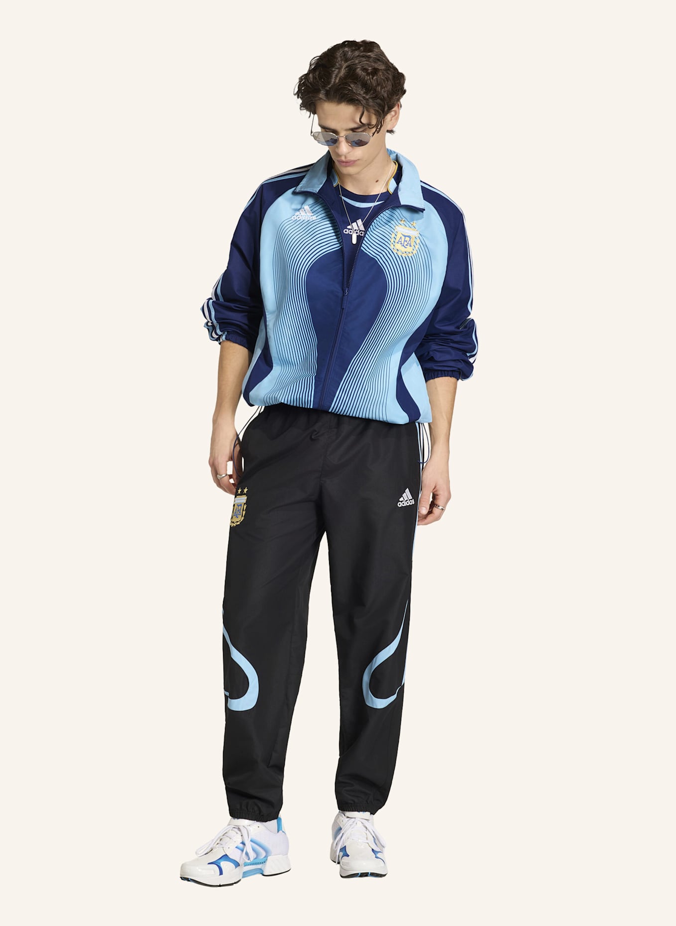 adidas ARGENTINIEN 2006 TRAINIGSHOSE: SCHWARZ