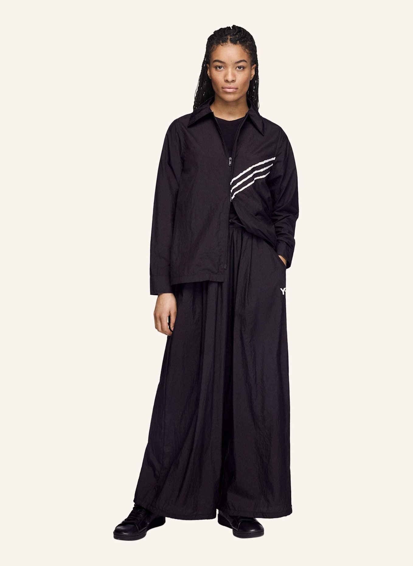 Y-3 Y-3 RAW EDGE 3-STREIFEN HEMD: SCHWARZ