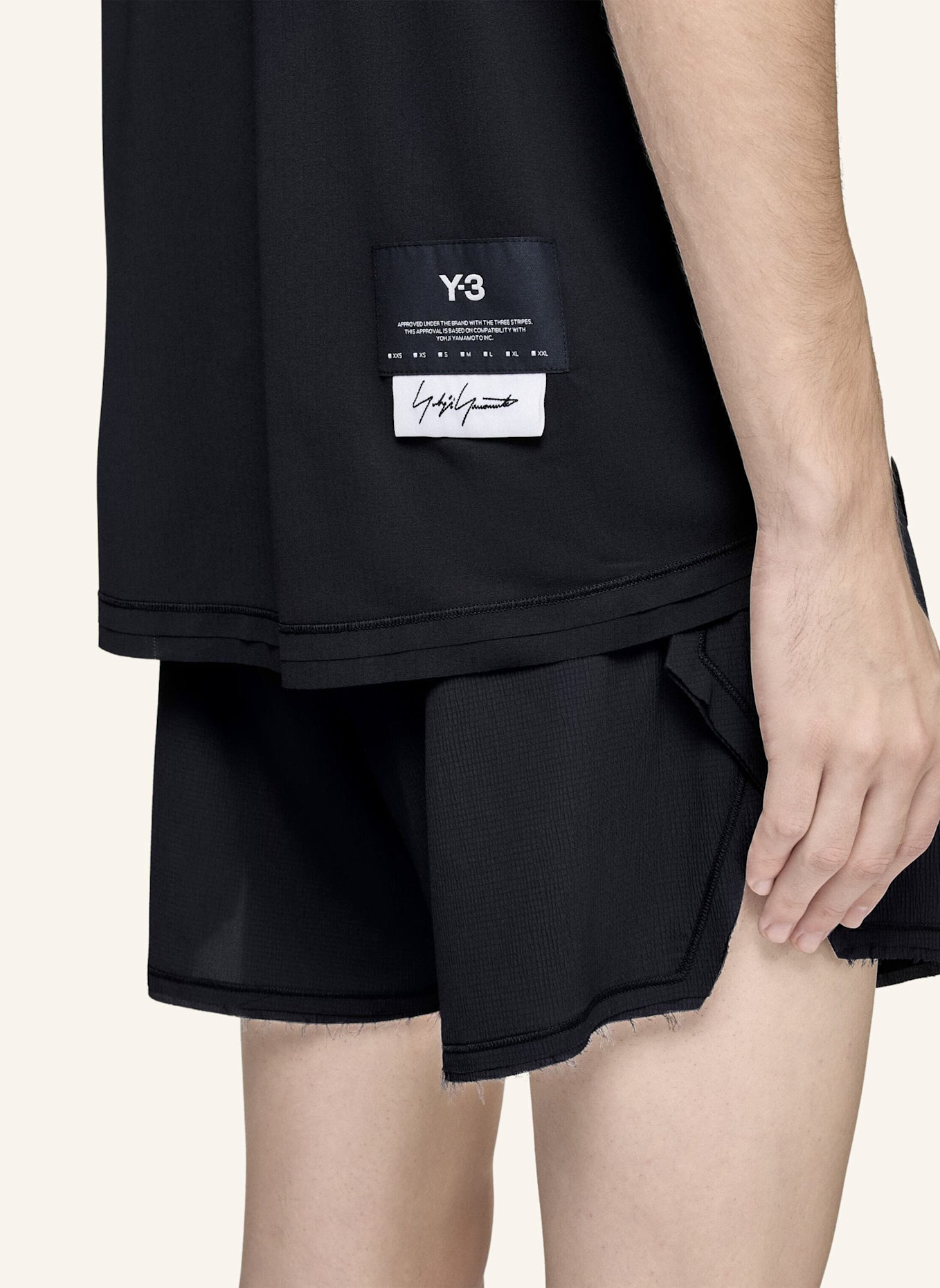 Y-3 Y-3 LAUFSHIRT: SCHWARZ