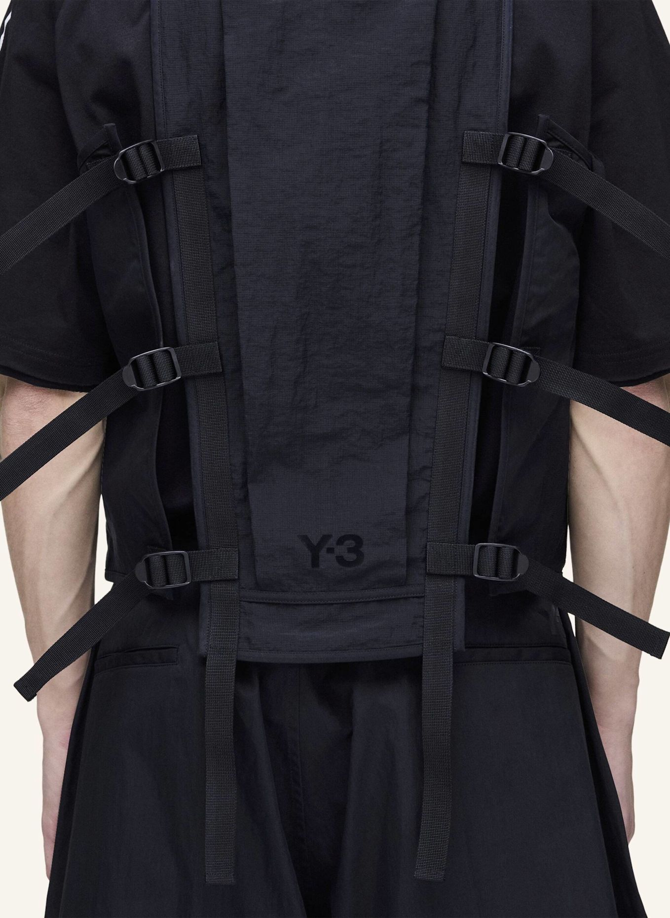 Y-3 Y-3 TACTICAL UTILITY-WESTE: SCHWARZ