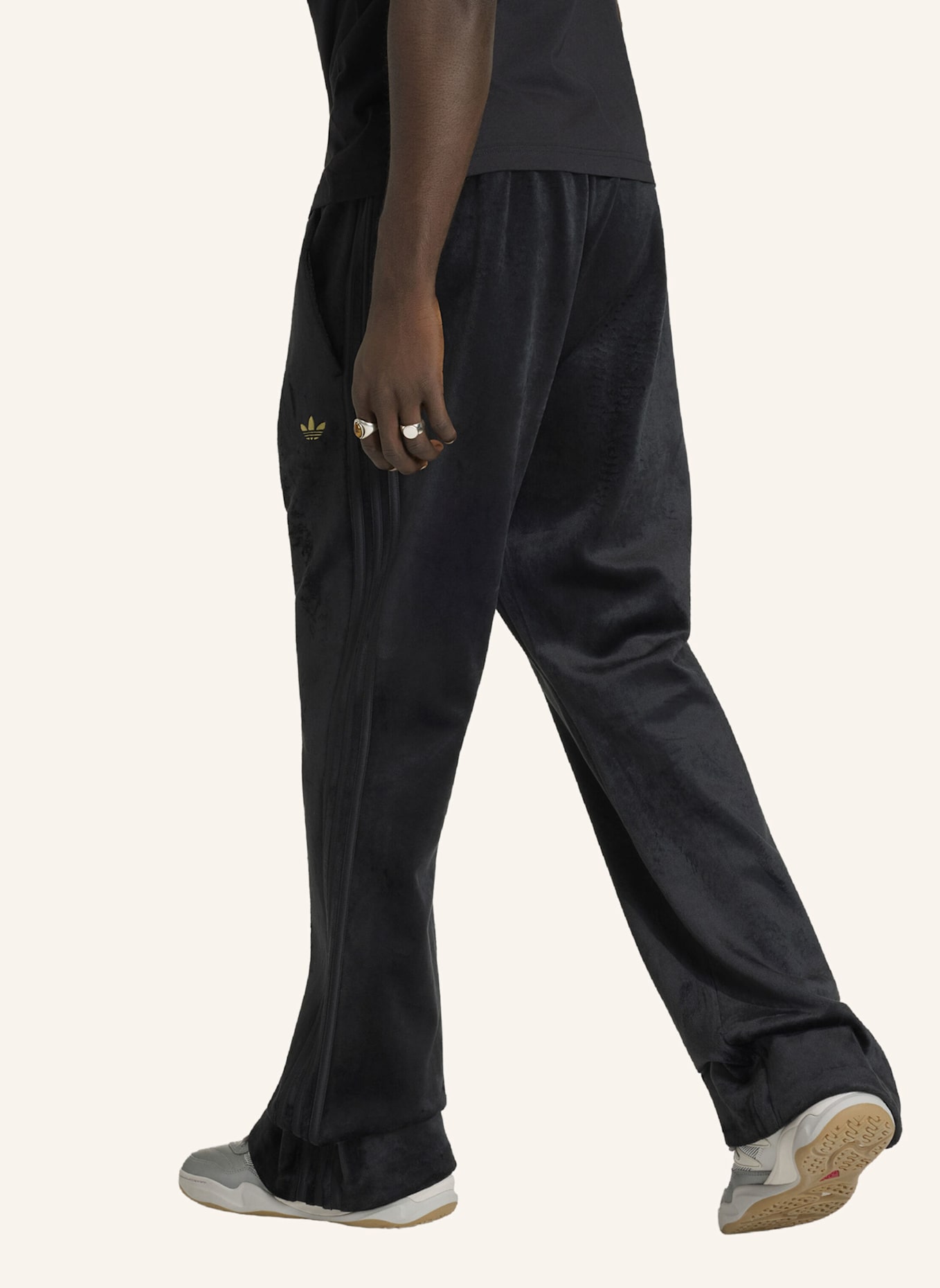 adidas FC BAYERN MÜNCHEN TRAININGSHOSE: SCHWARZ