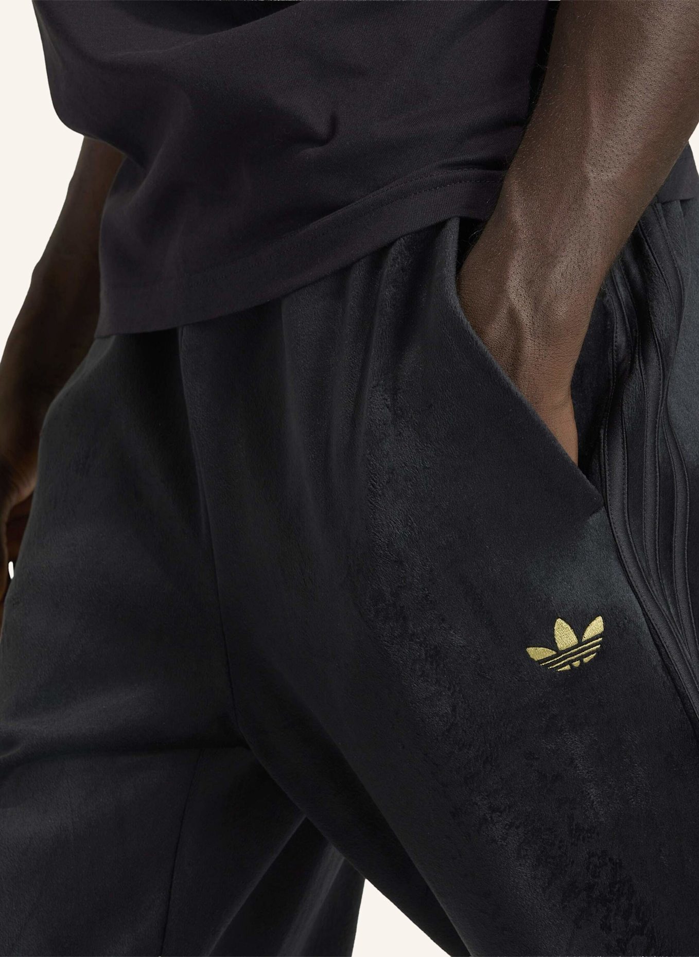 adidas FC BAYERN MÜNCHEN TRAININGSHOSE: SCHWARZ