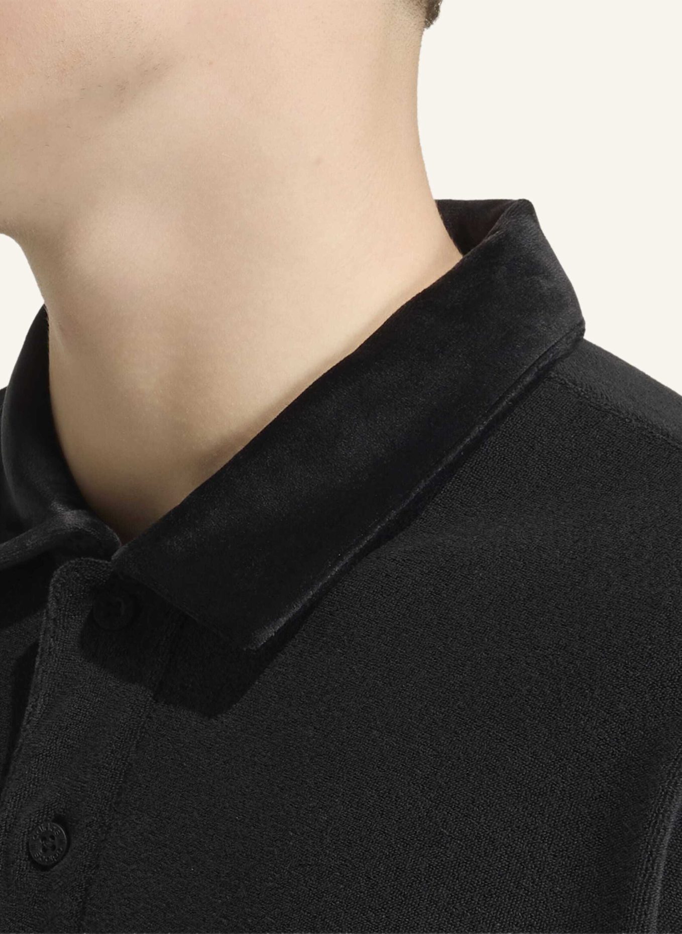 adidas FC BAYERN MÜNCHEN POLOSHIRT: SCHWARZ