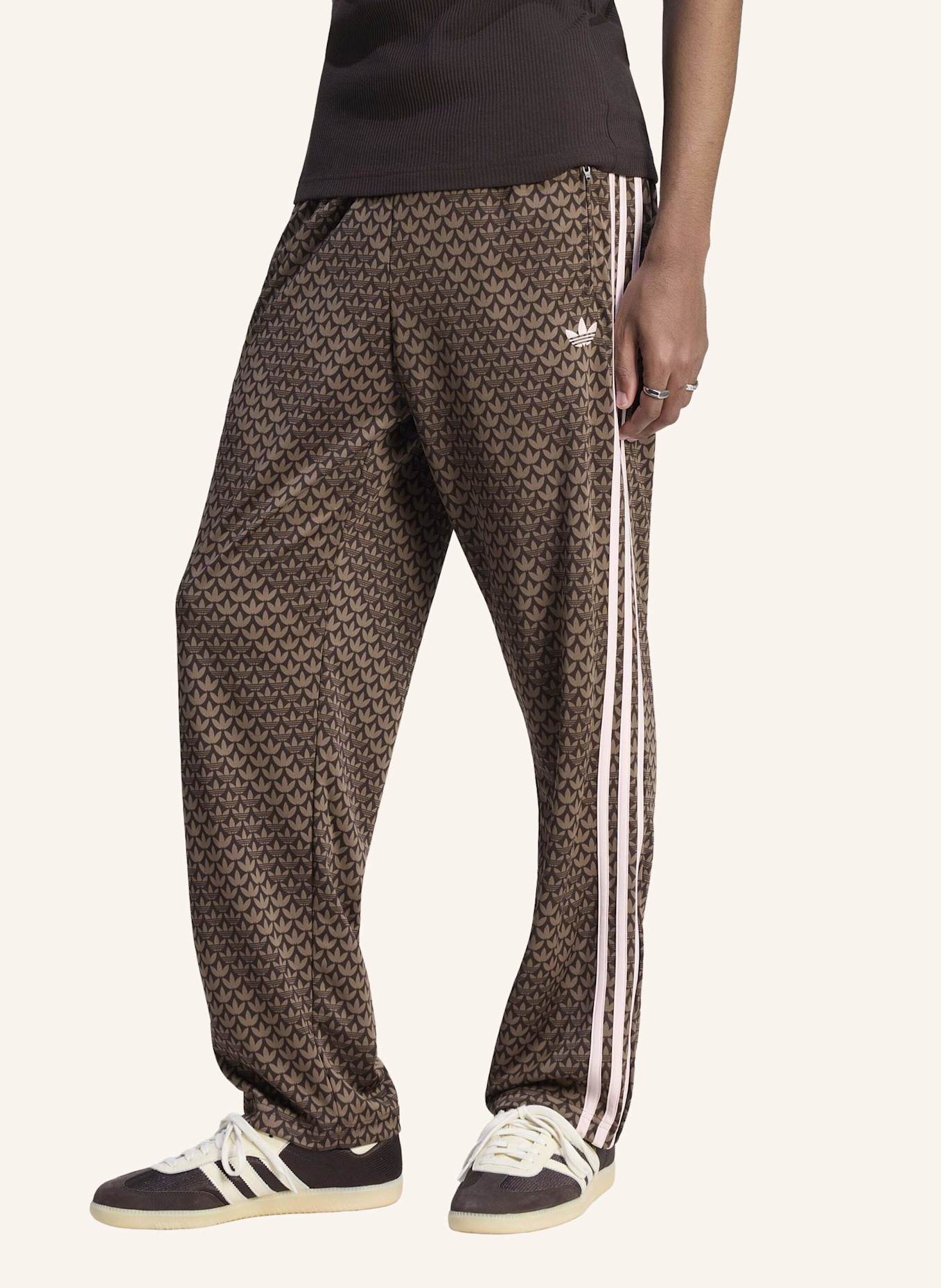adidas Originals FIREBIRD MONOGRAM TRAININGSHOSE, LOCKER GESCHNITTEN: BRAUN/ PINK
