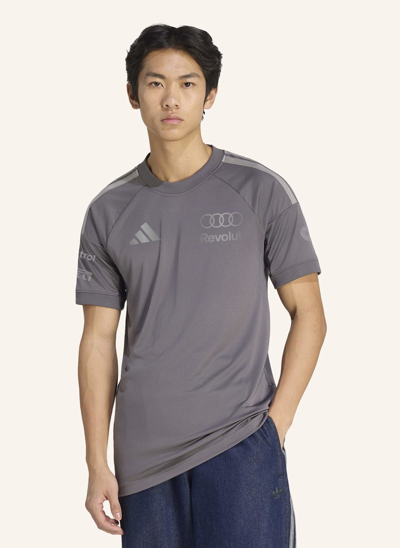 adidas AUDI REVOLUT F1 TEAM DRIVER REPLICA T-SHIRT: GRAU