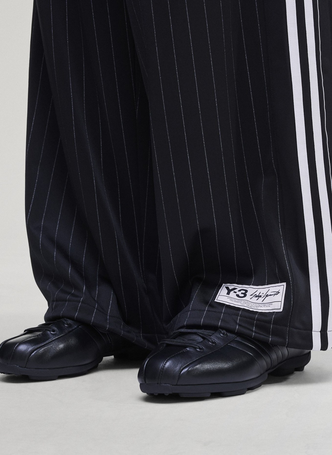 Y-3 Y-3 BASKETBALL-TRAININGSHOSE: SCHWARZ/ CREME