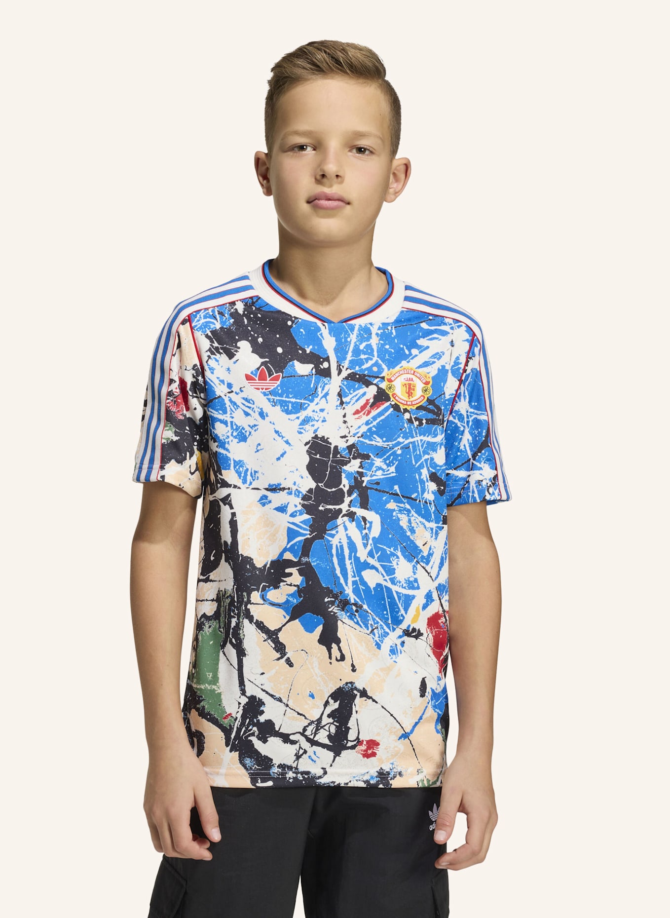 adidas MANCHESTER UNITED STONE ROSES KIDS TRIKOT: NEONLILA/ NEONROT/ NEONROSA/ NEONORANGE/ NEONBLAU/ NEONGRÜN/ NEONPINK/ NEONTÜRKIS/ NEONGELB