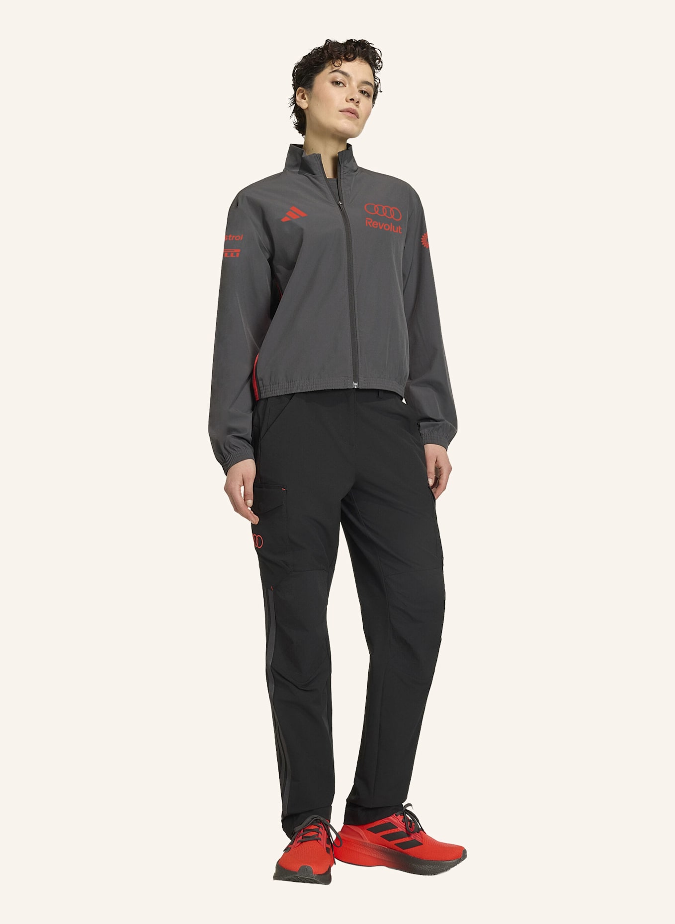 adidas AUDI REVOLUT F1 TEAM MECHANICS TRAININGSJACKE: SCHWARZ/ ROT