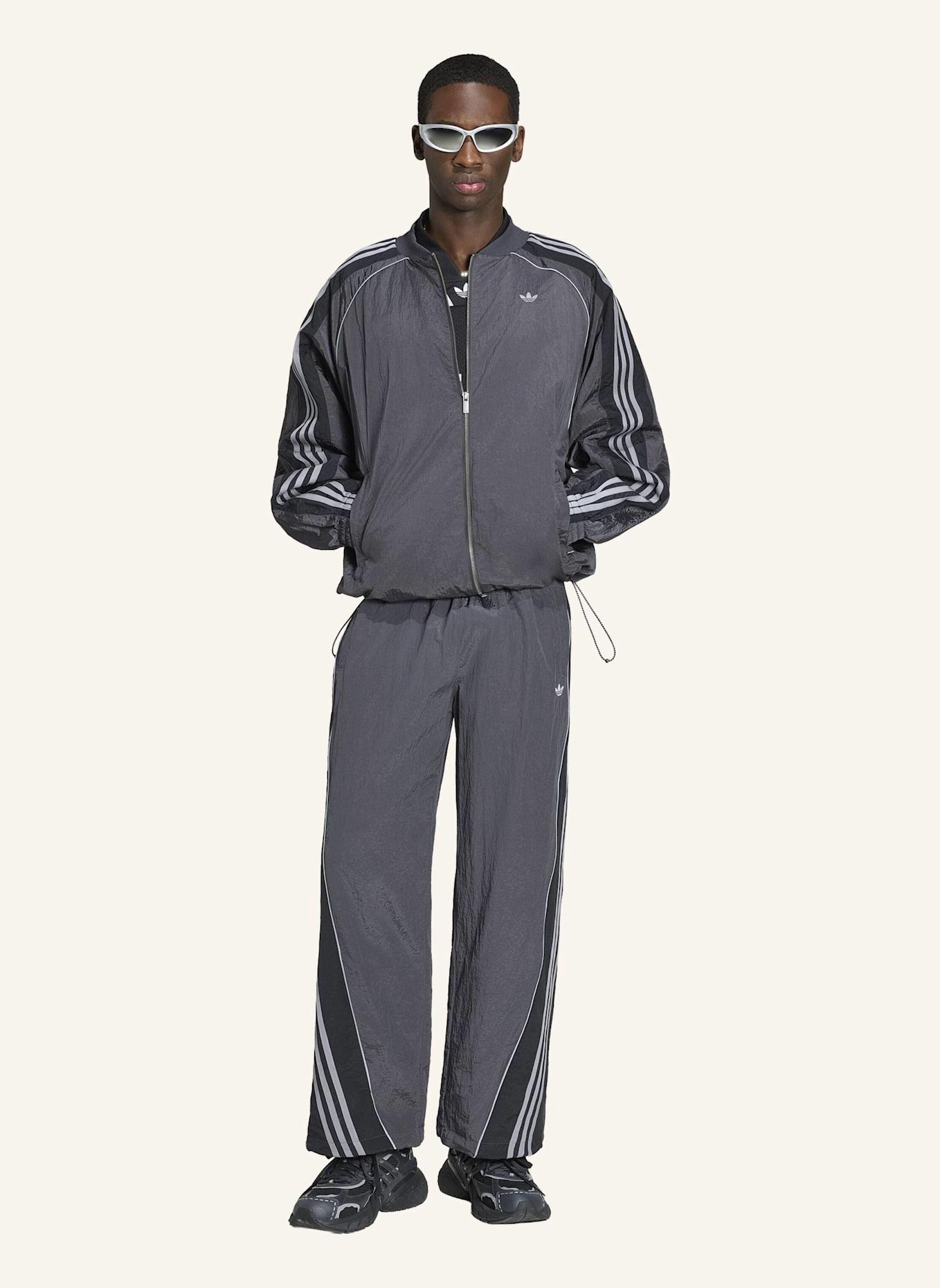 adidas Originals ADILENIUM SEASON 5 TRAININGSHOSE: SCHWARZ