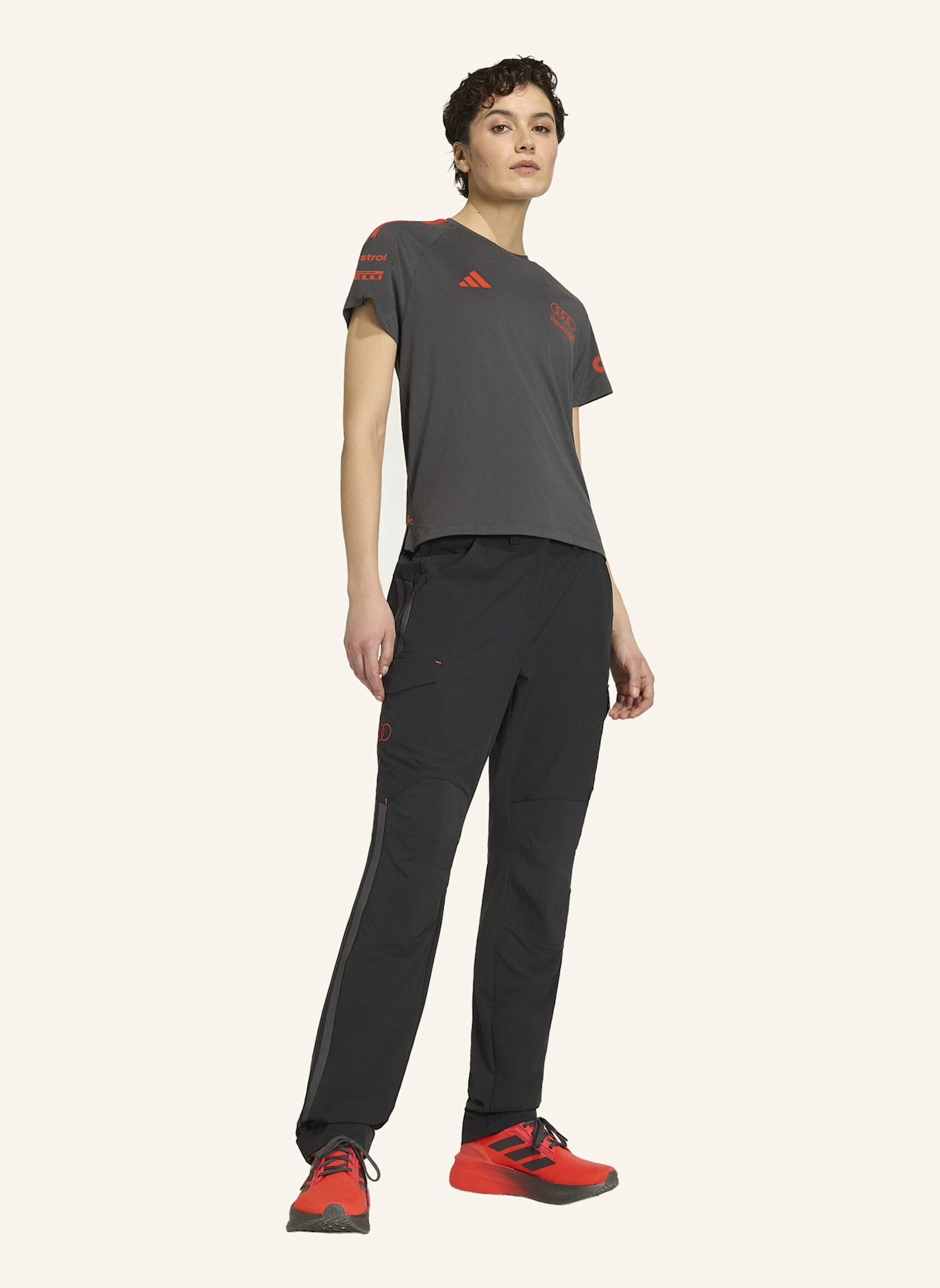 adidas AUDI REVOLUT F1 TEAM MECHANICS HOSE: SCHWARZ