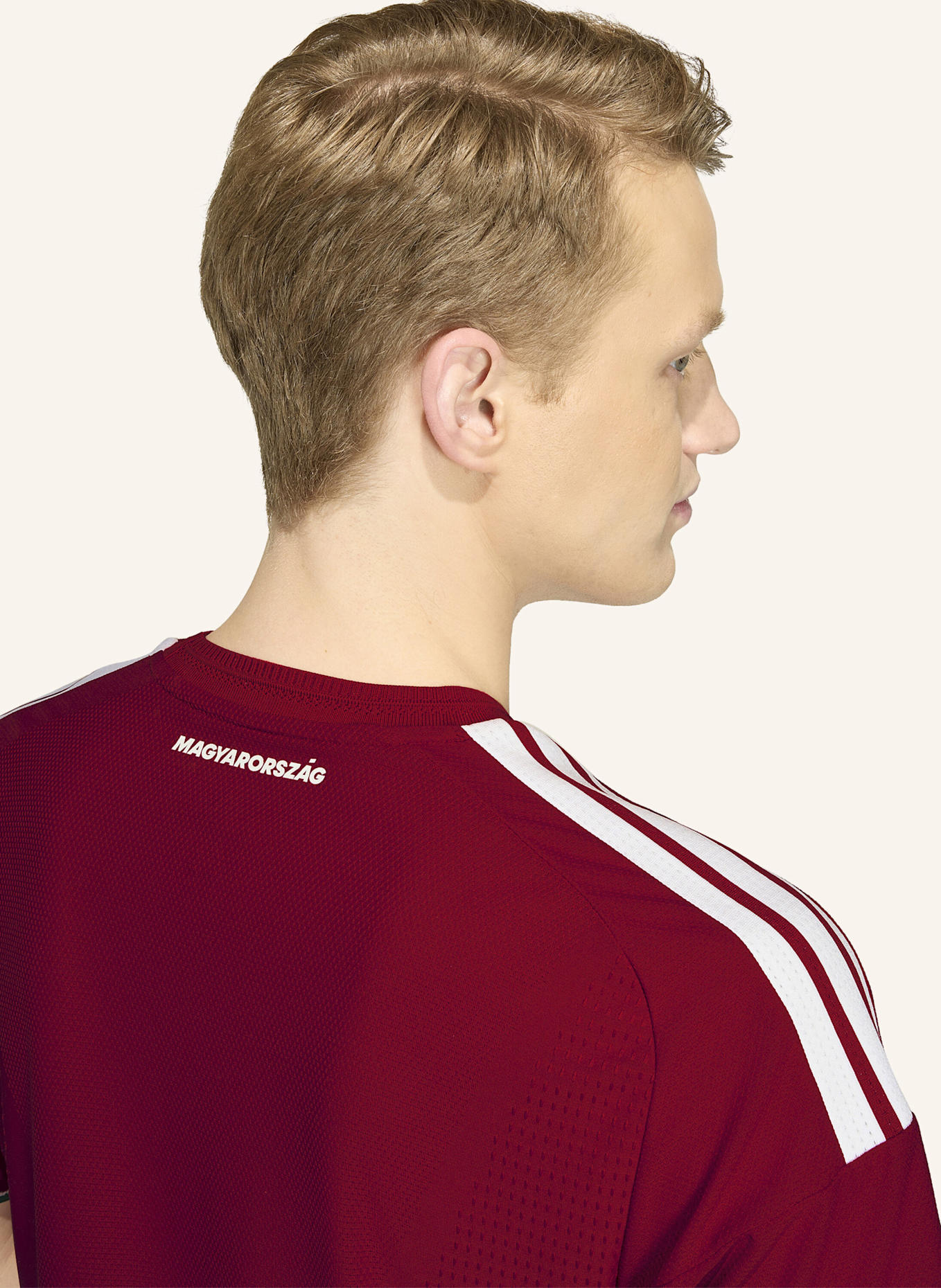 adidas UNGARN 26 AUTHENTIC HEIMTRIKOT: ROT