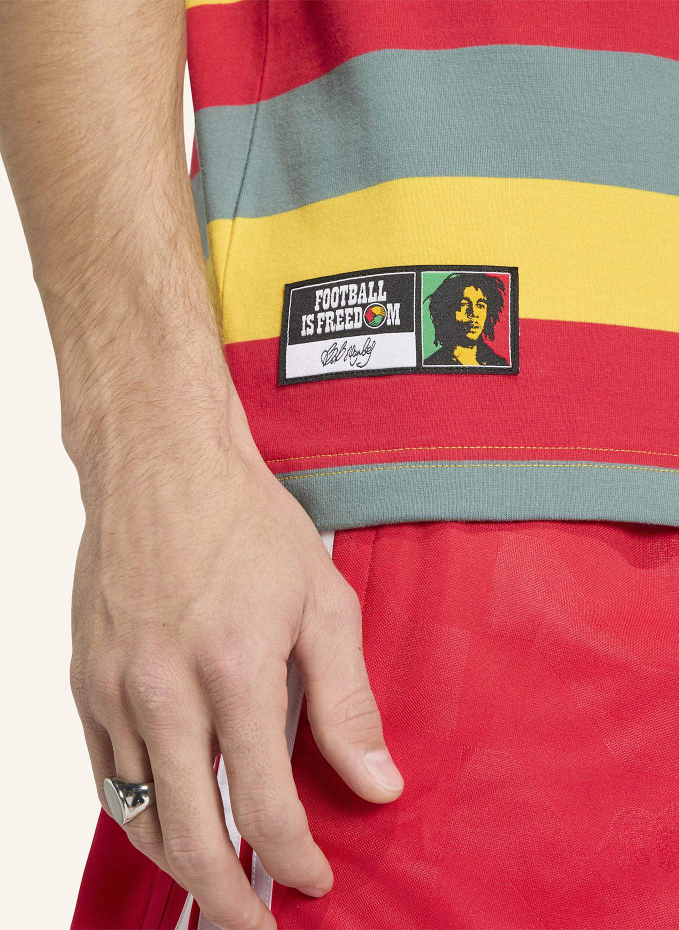 adidas BOB MARLEY ORIGINALS T-SHIRT: NEONLILA/ NEONROT/ NEONROSA/ NEONORANGE/ NEONBLAU/ NEONGRÜN/ NEONPINK/ NEONTÜRKIS/ NEONGELB