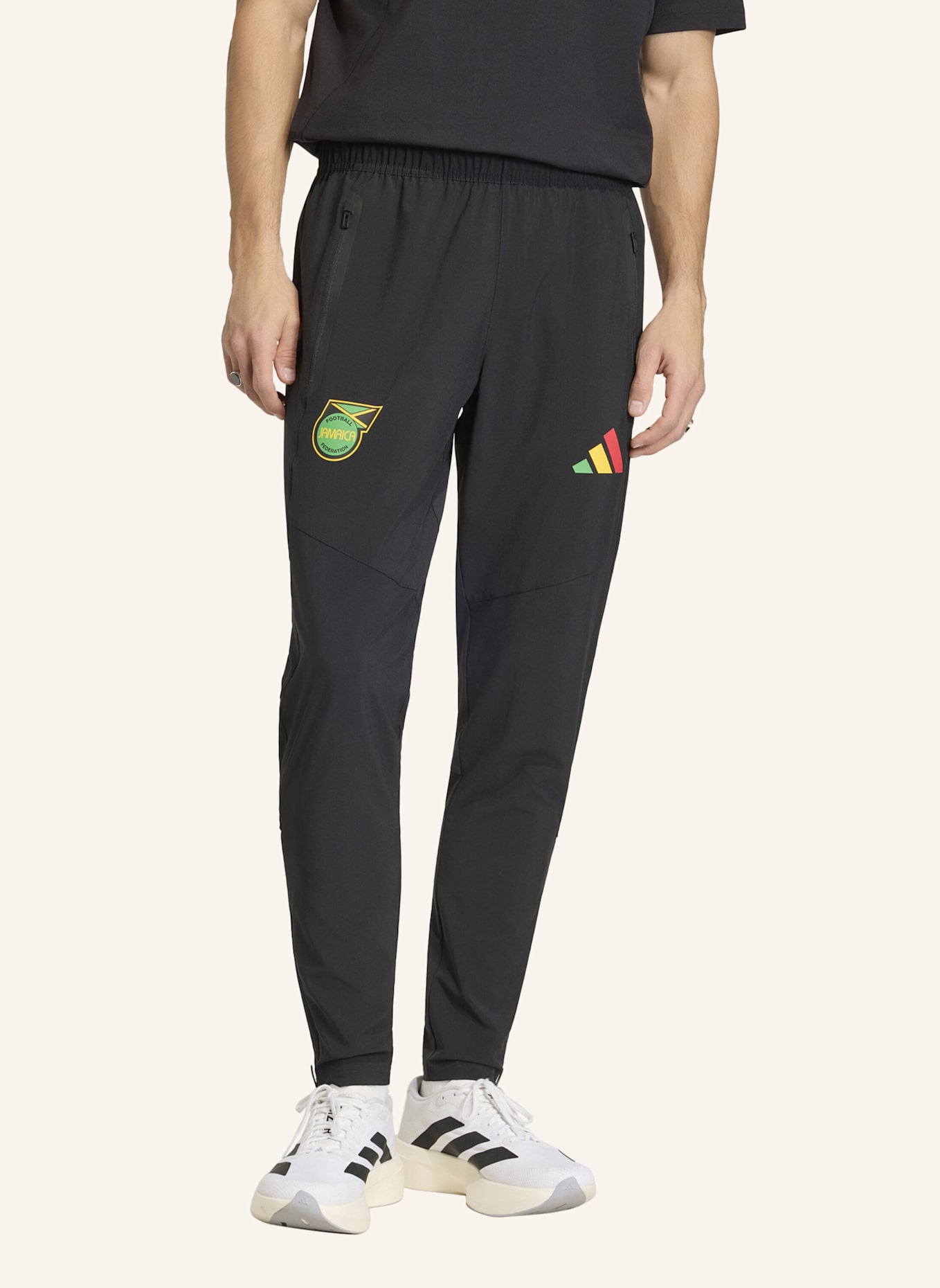 adidas JAMAIKA X BOB MARLEY TIRO TRAVEL HOSE: SCHWARZ