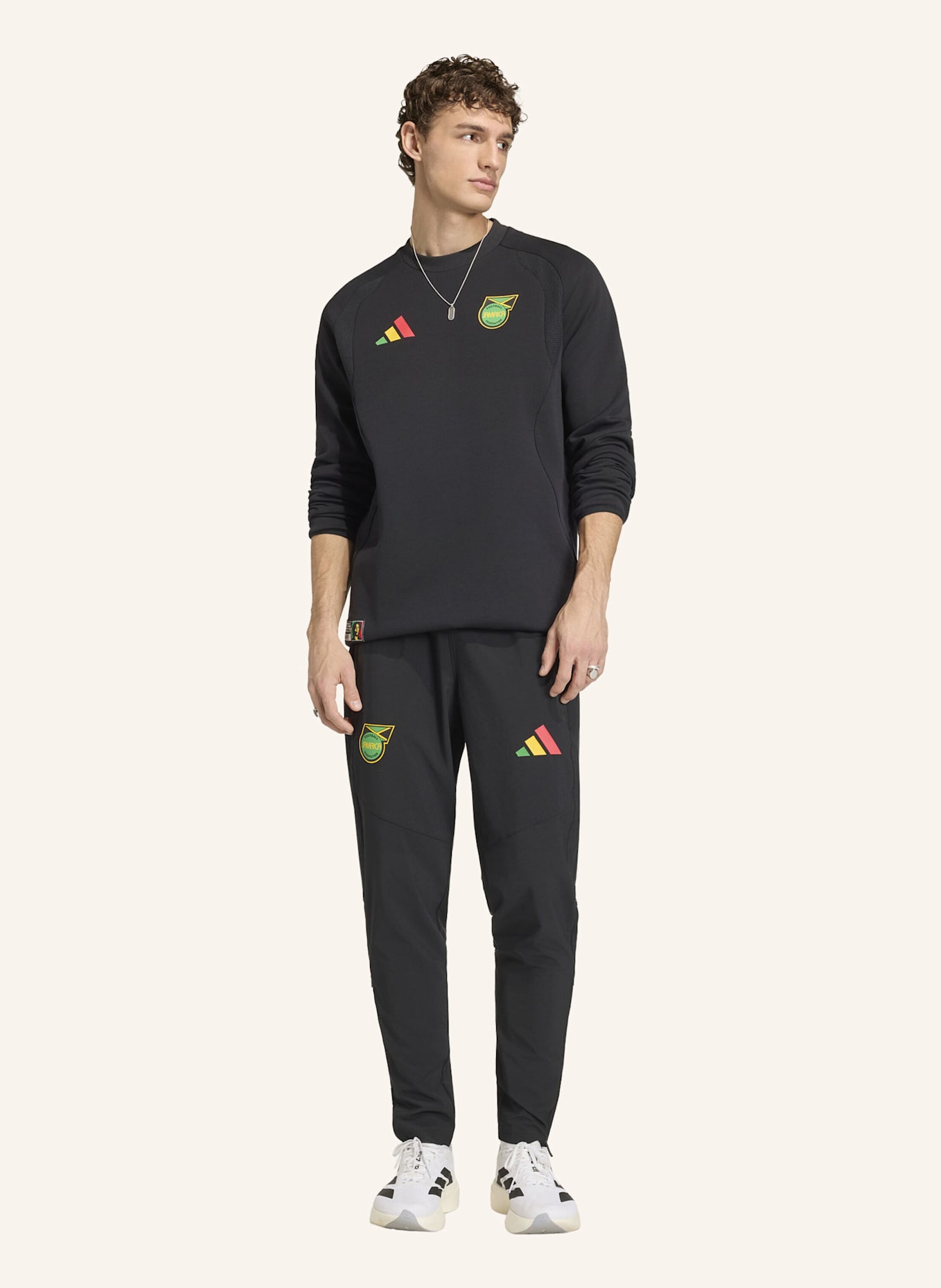 adidas JAMAIKA X BOB MARLEY TIRO TECH SWEATSHIRT, RUNDHALSAUSSCHNITT: SCHWARZ