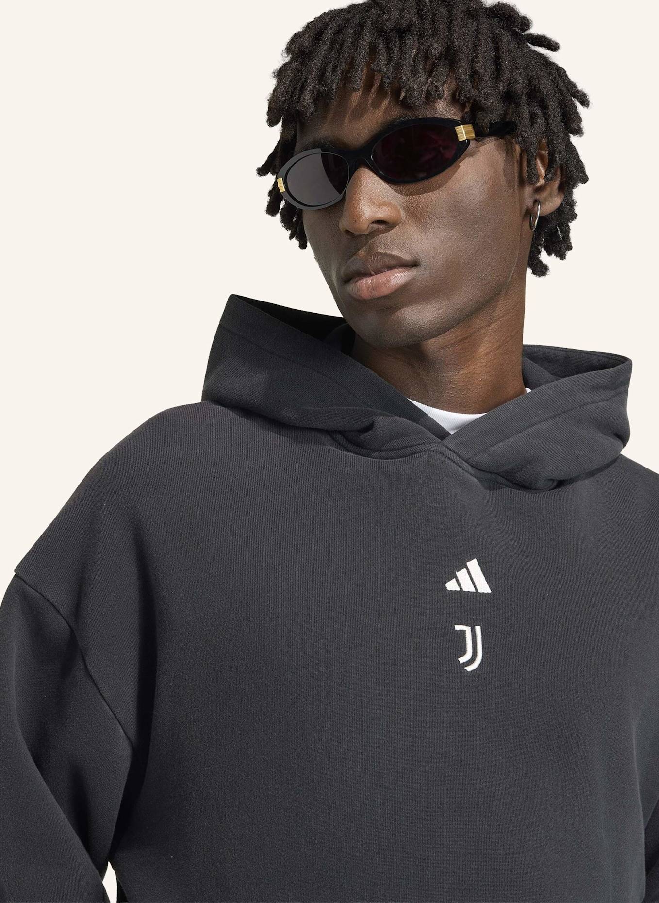adidas SGURA HOODIE: SCHWARZ
