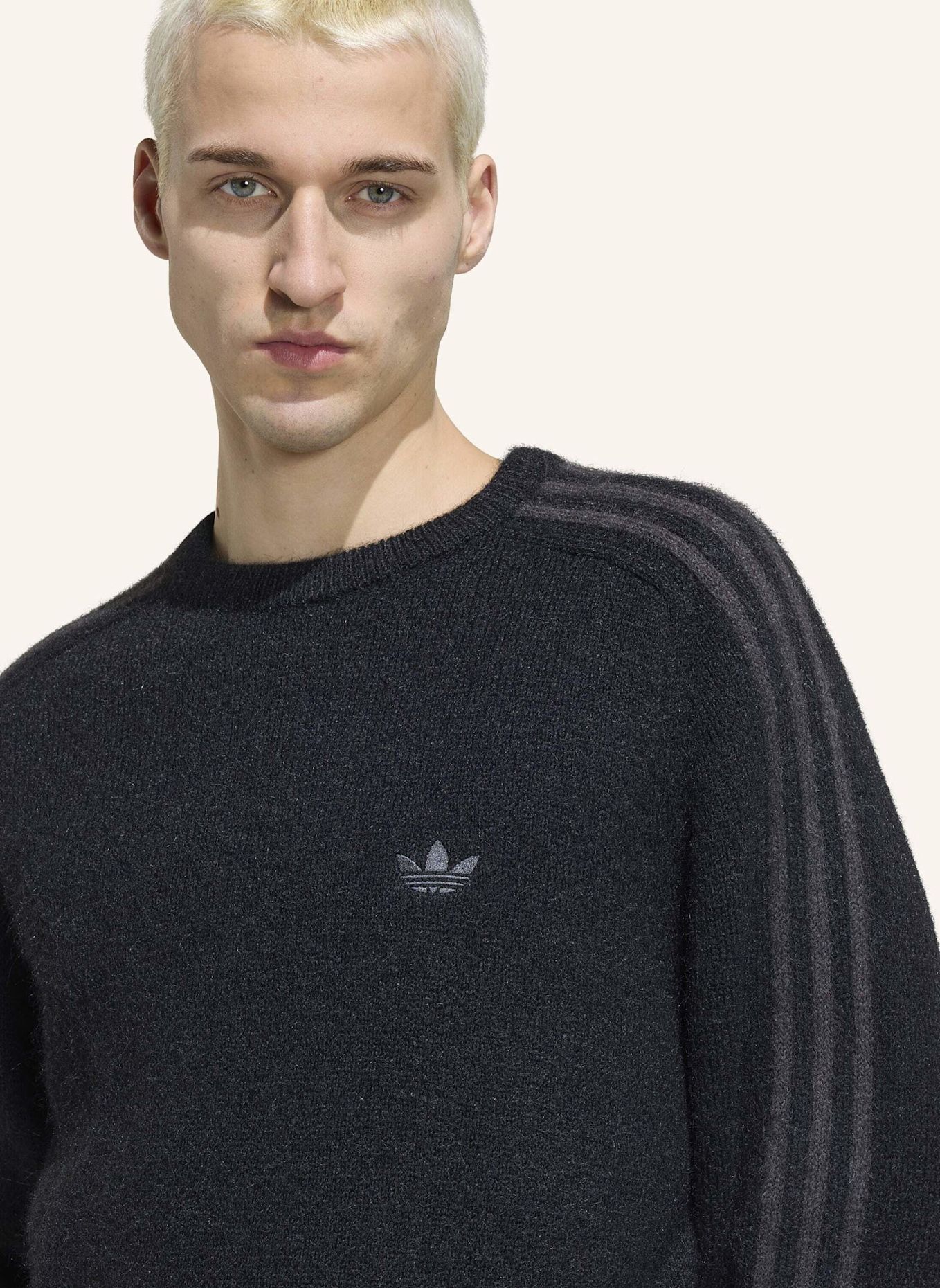 adidas Originals 3 STREIFEN SWEATSHIRT, FLUFFIGER STRICK, RUNDHALSAUSSCHNITT: SCHWARZ