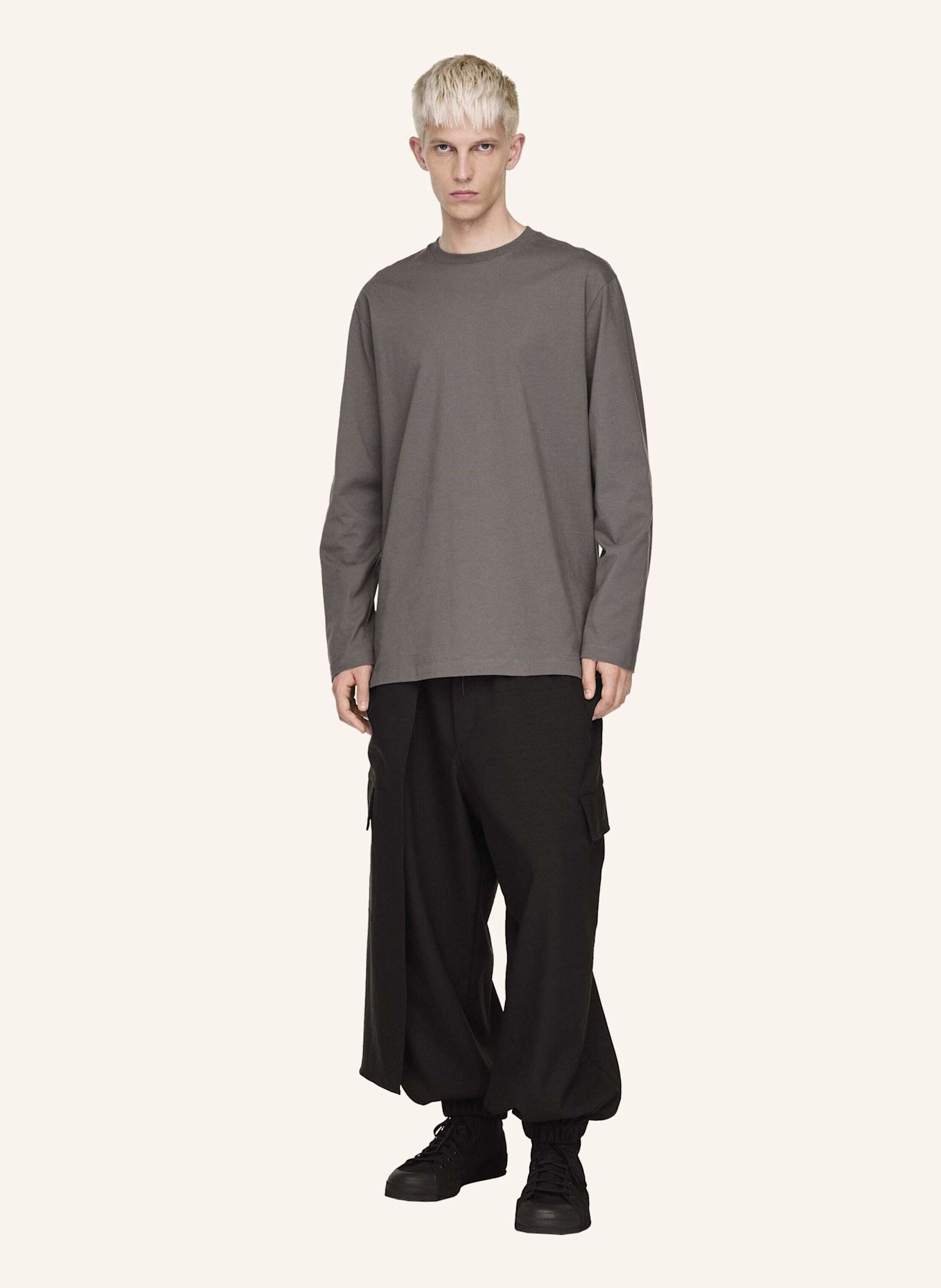 Y-3 Y-3 GRAFIK LANGÄRMLIGES SHIRT: GRAU