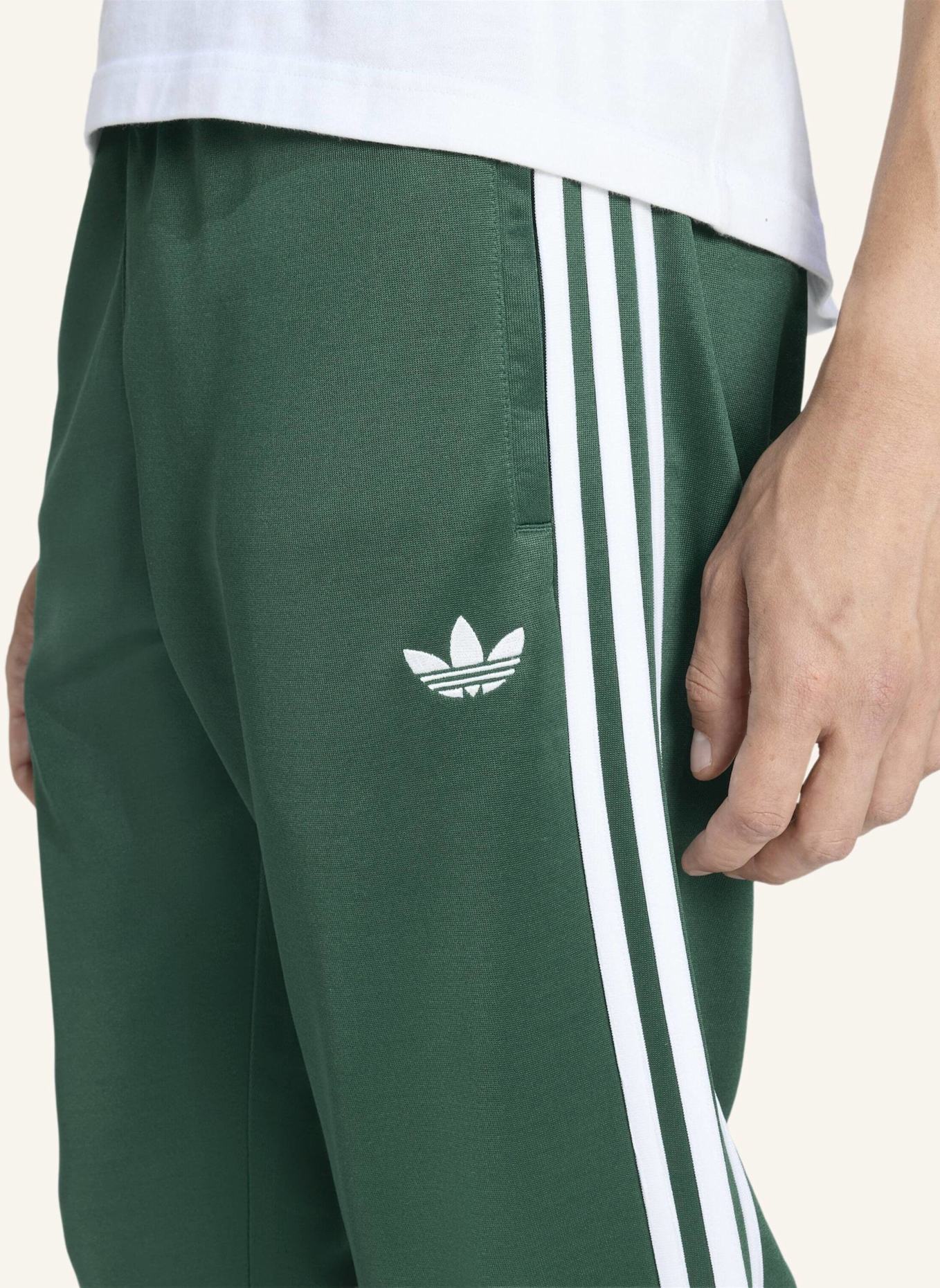 adidas Originals SST TRAININGSHOSE: GRÜN