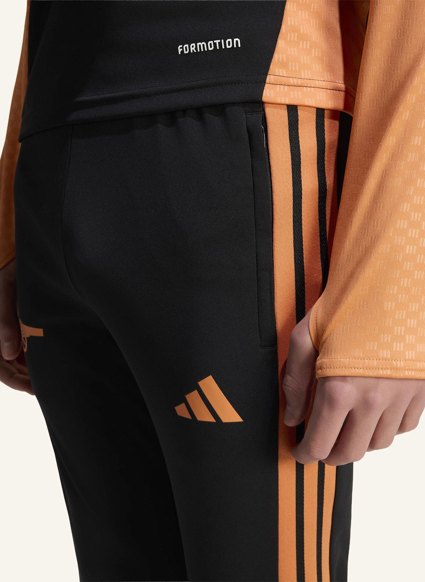 adidas FC ARSENAL 26/27 TIRO KIDS TRAININGSHOSE: SCHWARZ