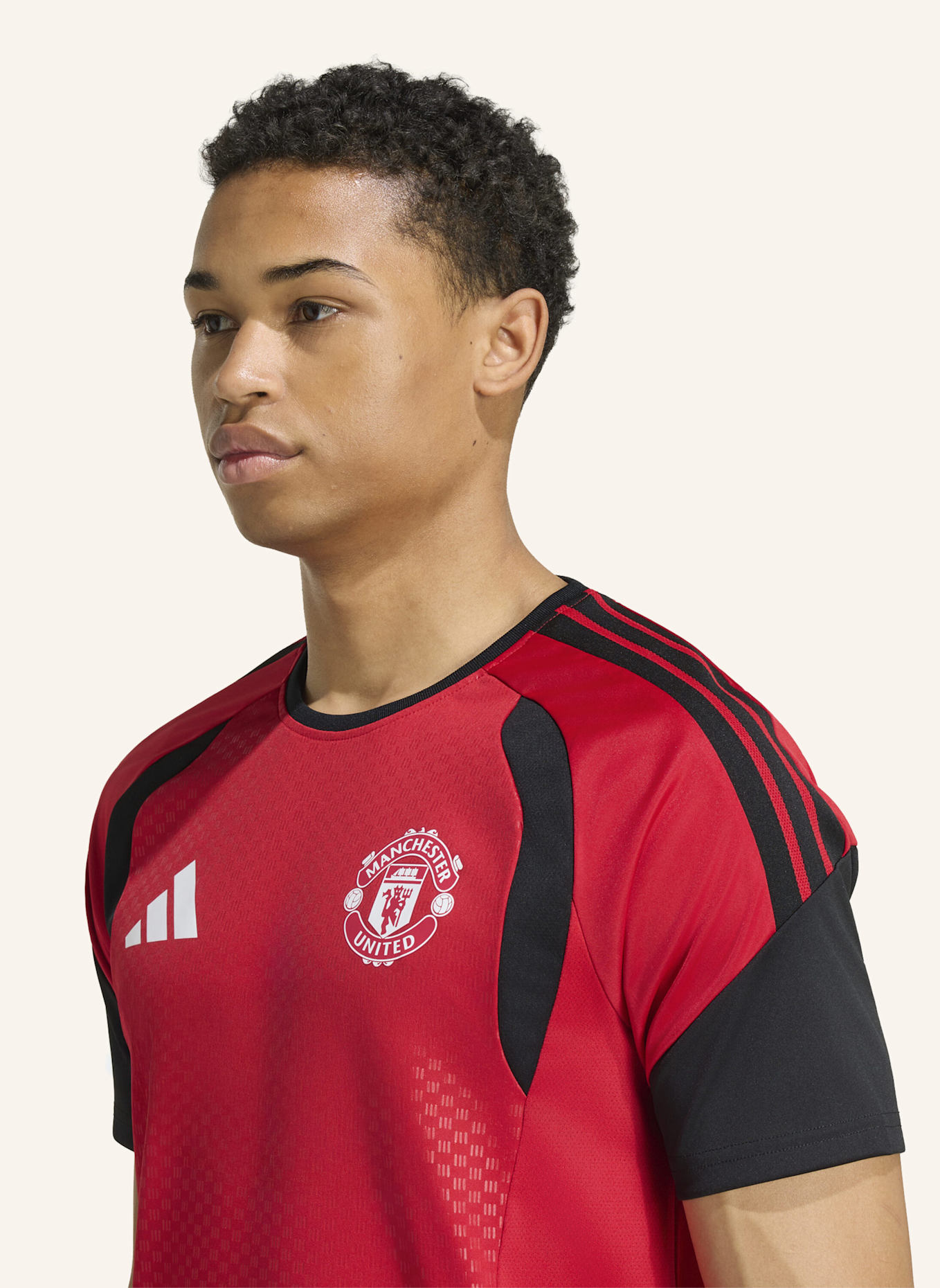 adidas MANCHESTER UNITED 26/27 TIRO TRAININGSTRIKOT: ROT