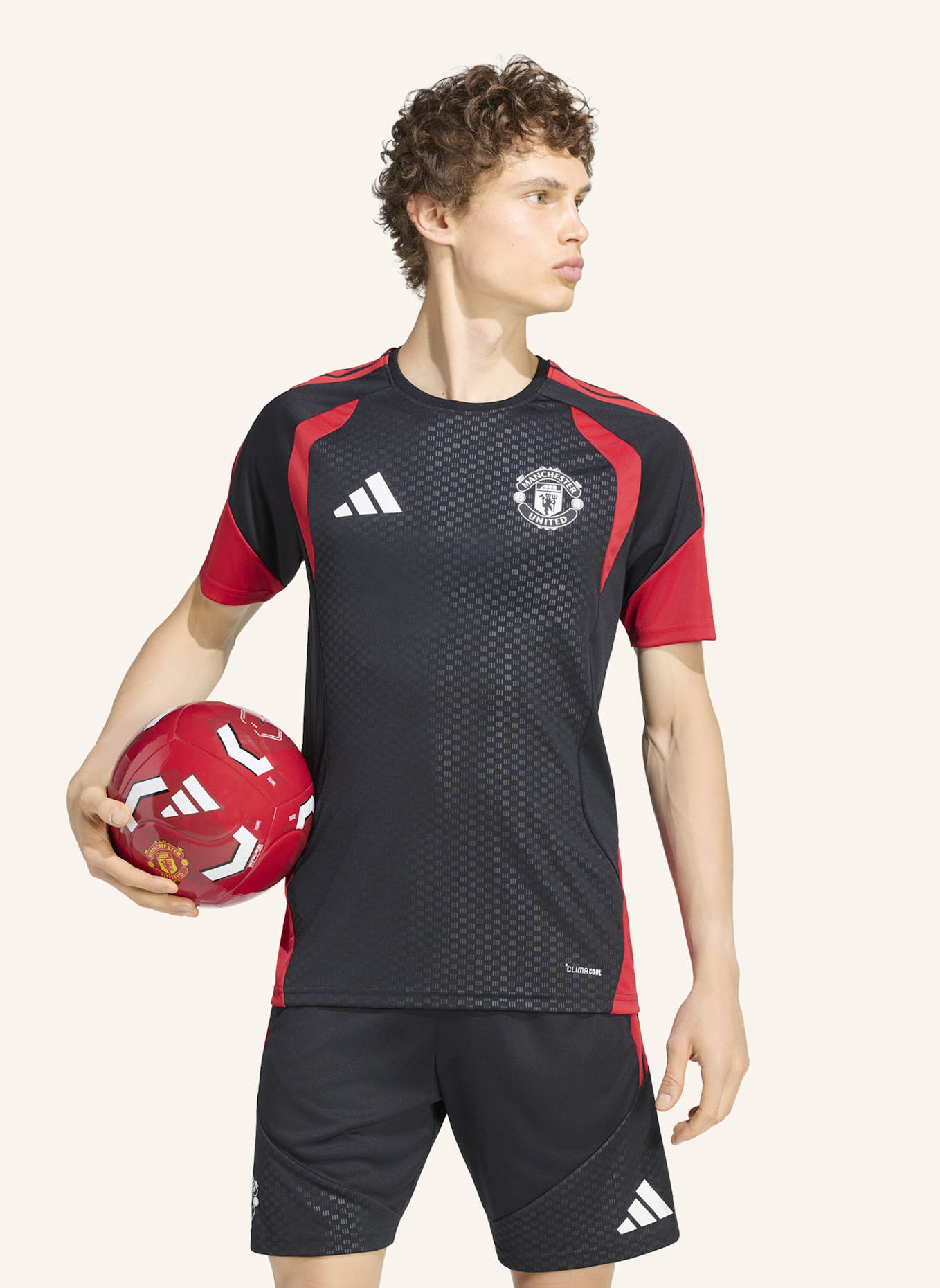 adidas MANCHESTER UNITED 26/27 TIRO TRAININGSTRIKOT: SCHWARZ