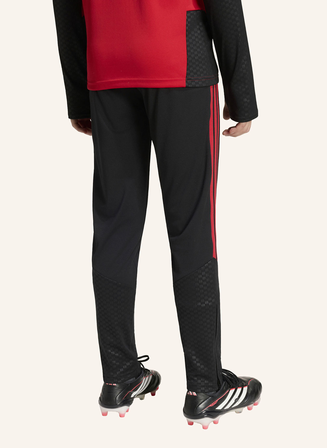 adidas MANCHESTER UNITED 26/27 KIDS TIRO TRAININGSHOSE: SCHWARZ