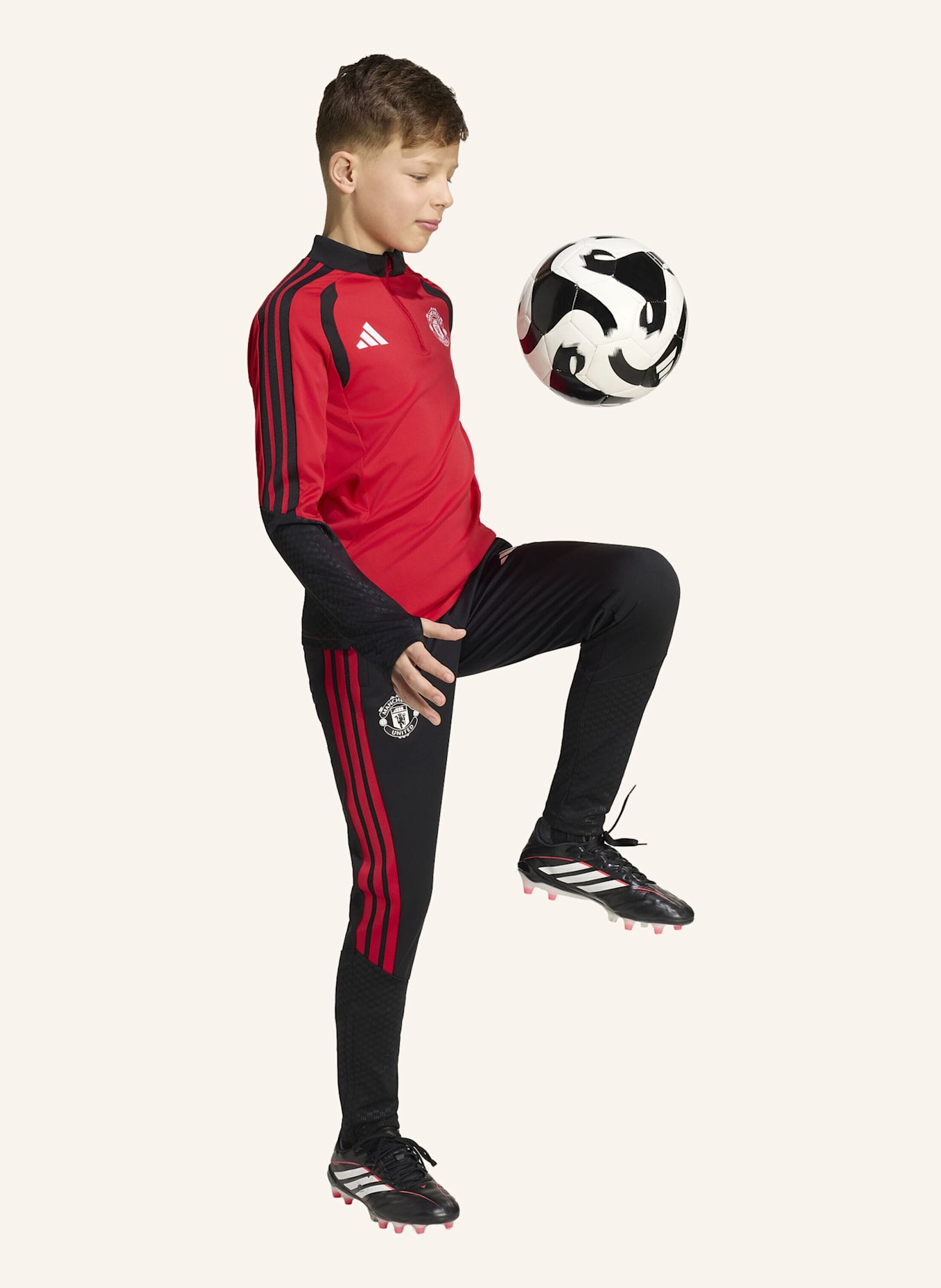 adidas MANCHESTER UNITED 26/27 KIDS TIRO TRAININGSHOSE: SCHWARZ