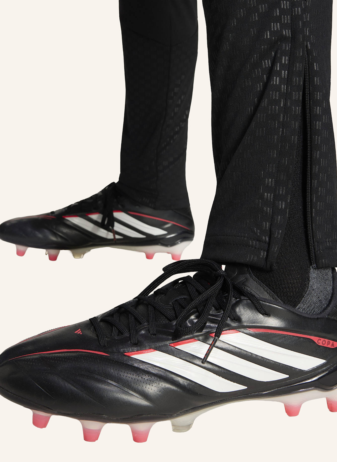 adidas MANCHESTER UNITED 26/27 KIDS TIRO TRAININGSHOSE: SCHWARZ