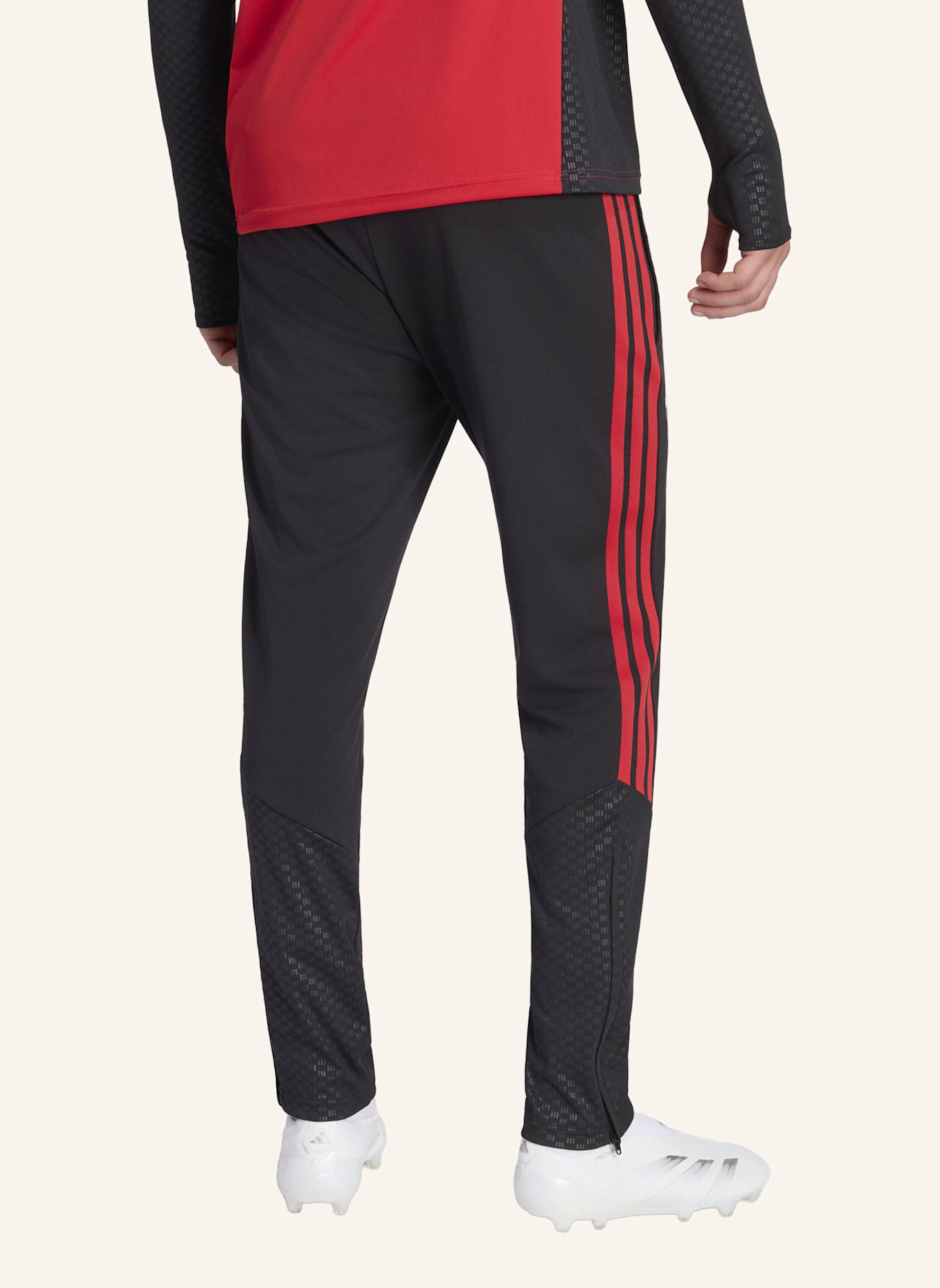 adidas MANCHESTER UNITED 26/27 TIRO TRAININGSHOSE: SCHWARZ