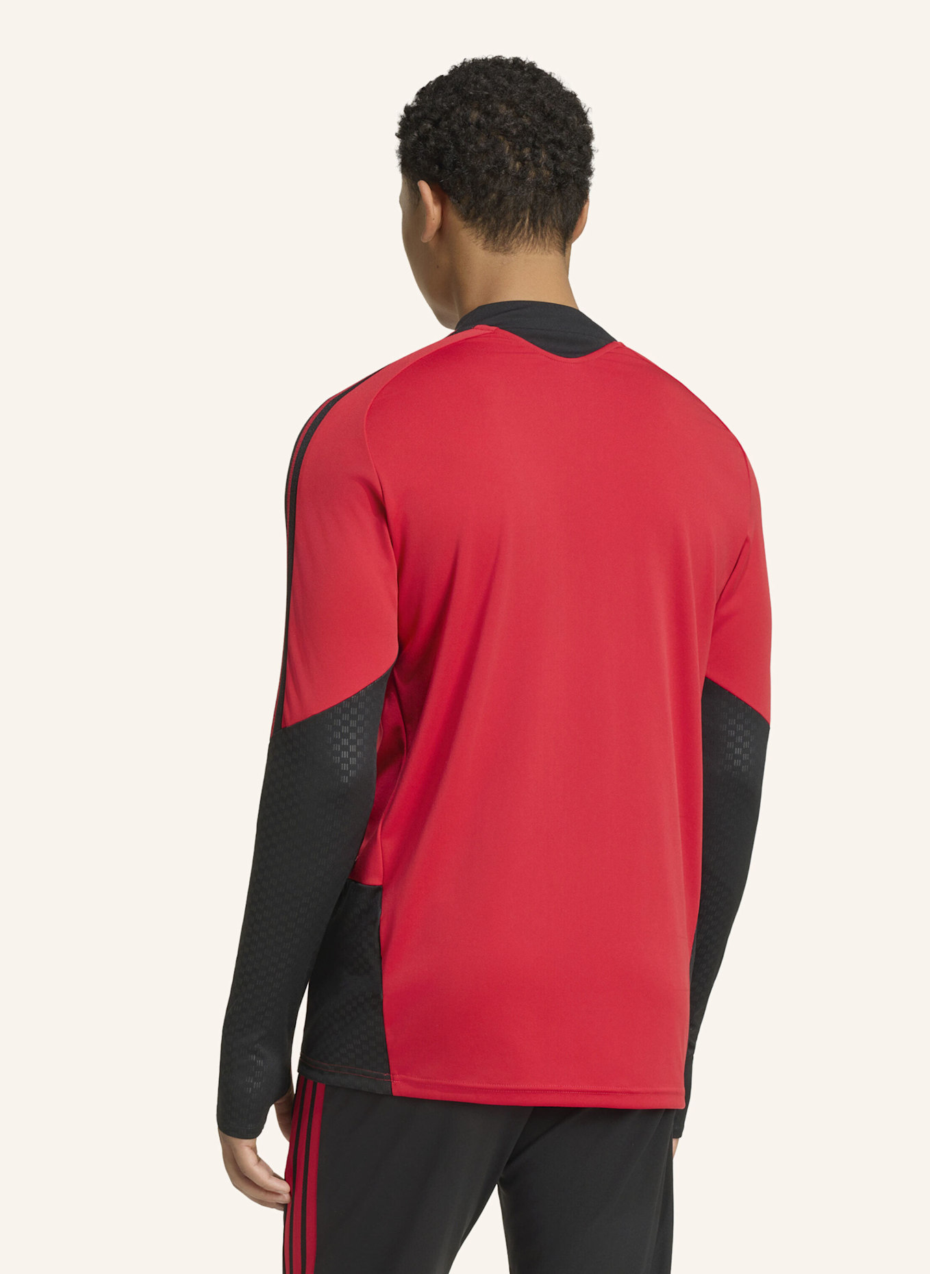 adidas MANCHESTER UNITED 26/27 TIRO TRAININGSOBERTEIL: ROT