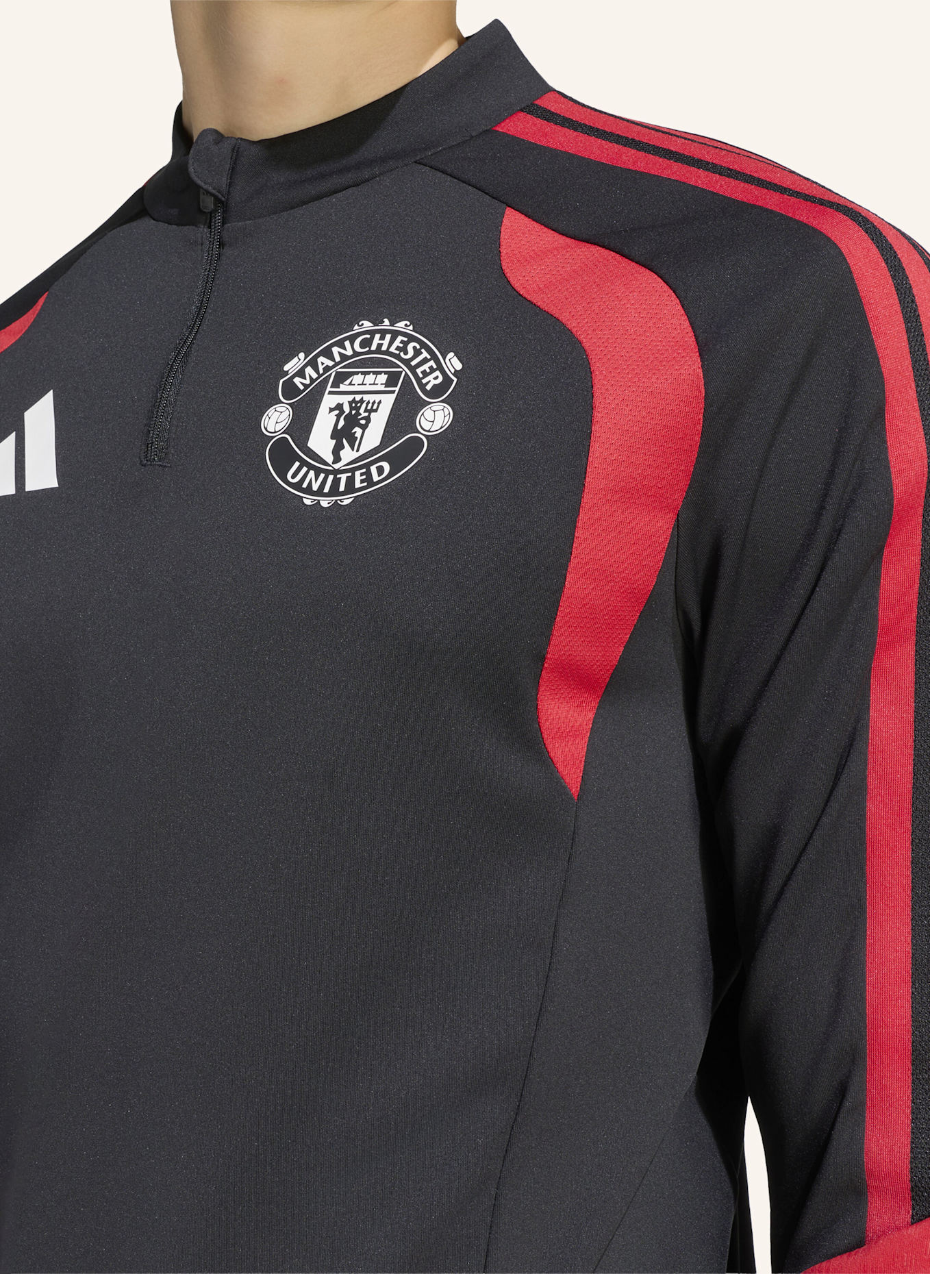 adidas MANCHESTER UNITED 26/27 TIRO TRAININGSOBERTEIL: SCHWARZ