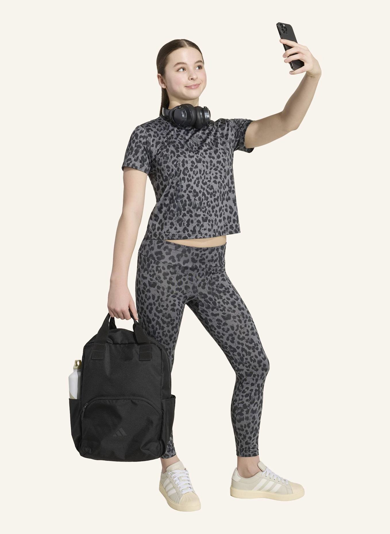 adidas SPORTLEGGINGS MIT ANIMALPRINT: GRAU/ SCHWARZ